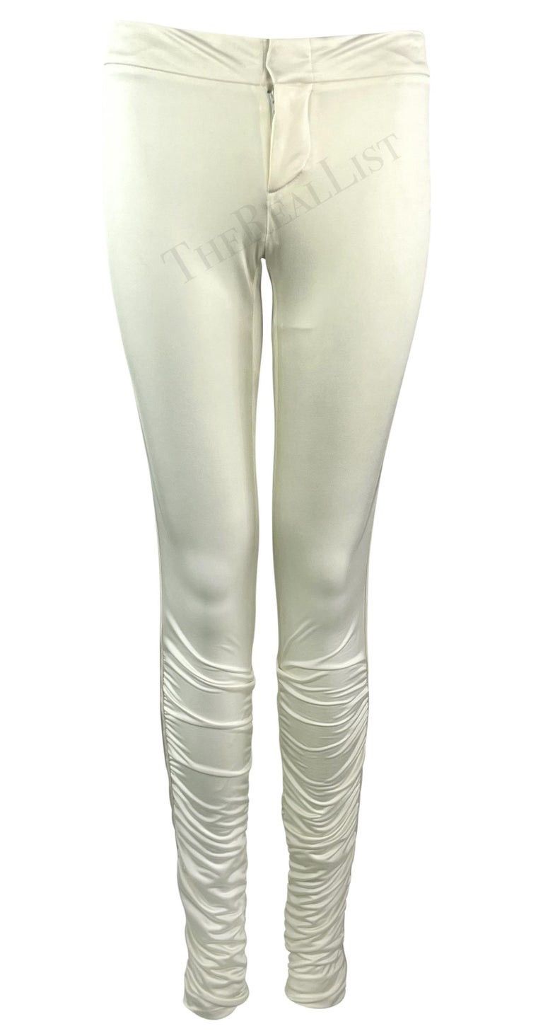 Gucci F/W 2004 Gucci by Tom Ford White satin trousers w/ bow trim Size 32" / US 10 / IT 46 - 3 Thumbnail