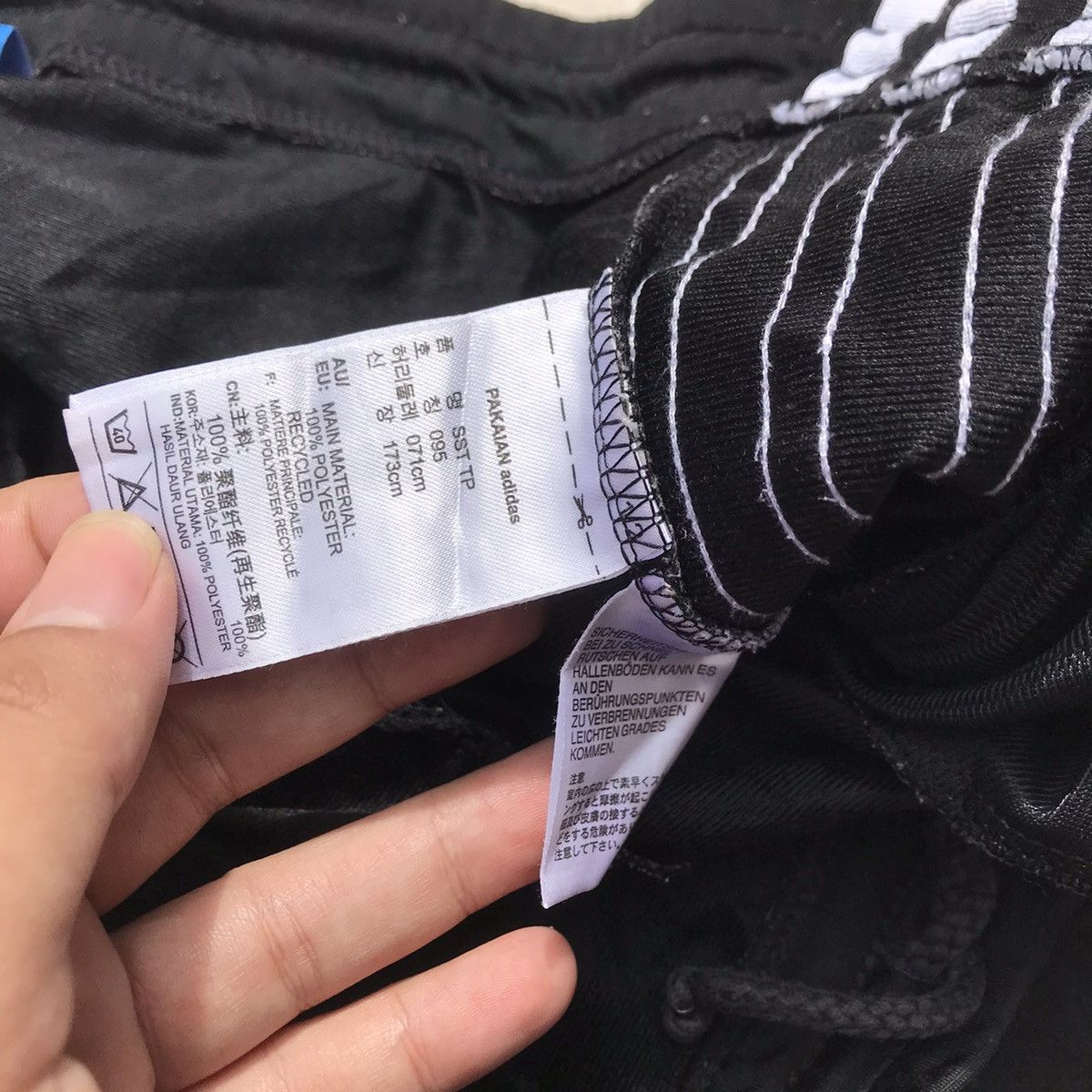 Adidas × Vintage Vintage Adidas Sst Superstar Trackpants Black Tracktop Pants Size US 34 / EU 50 - 5 Thumbnail