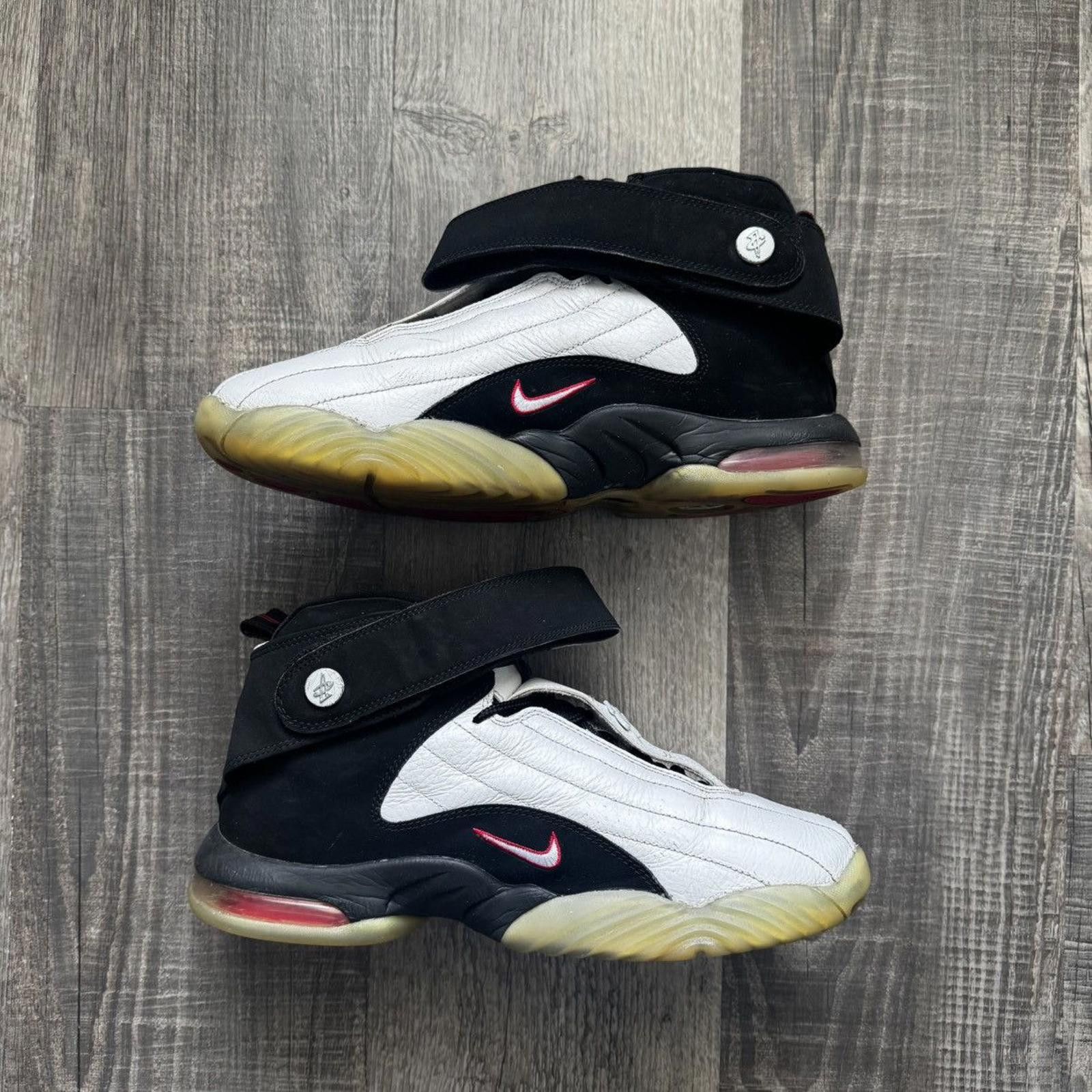 Nike NIKE • Air Penny 4 "2017 True Red" (9.5M) Size US 9.5 / EU 42-43 - 3 Thumbnail