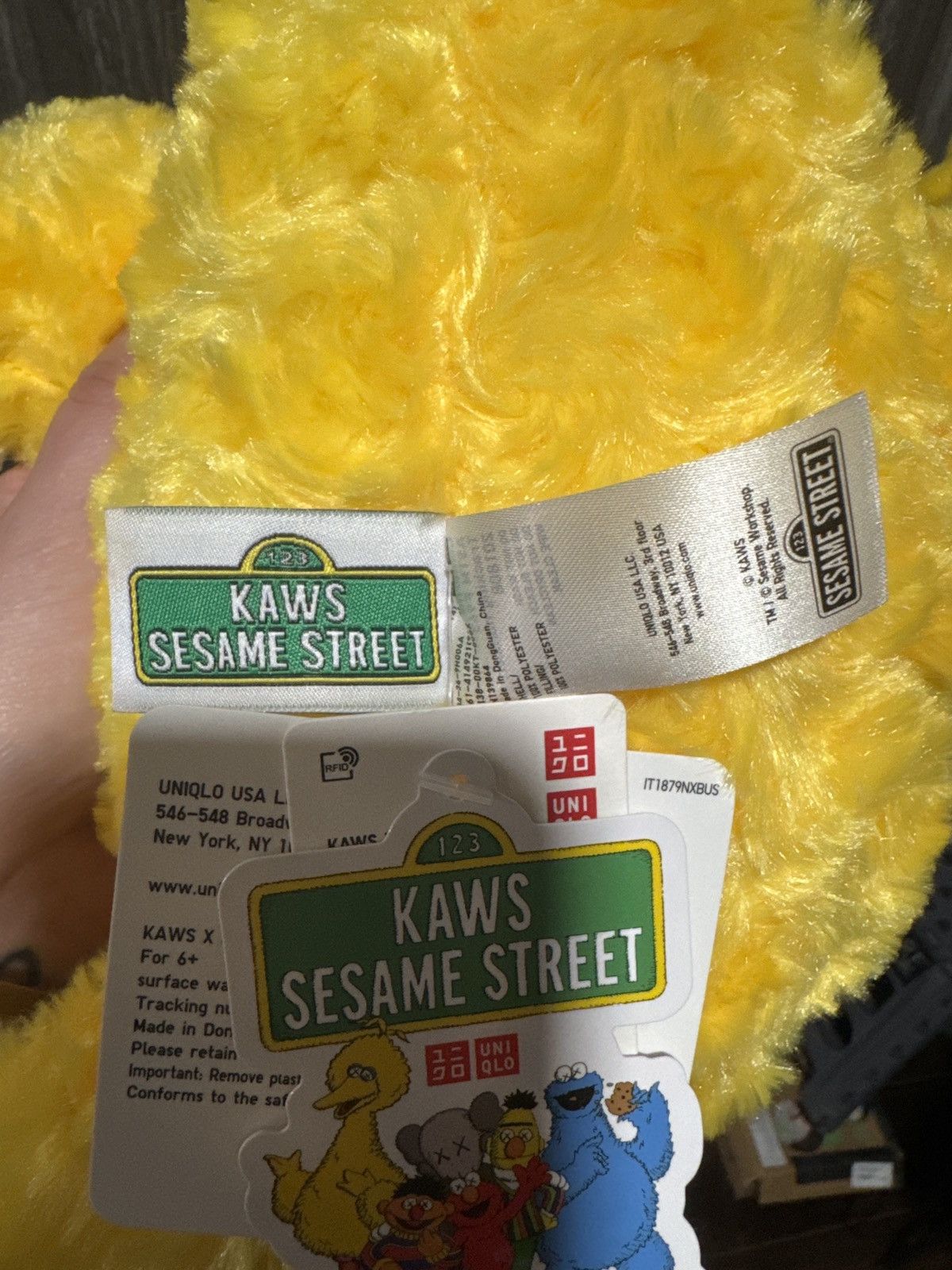 Kaws Kaws Sesame Street Uniqlo Big Bird Plushy Size ONE SIZE - 4 Thumbnail
