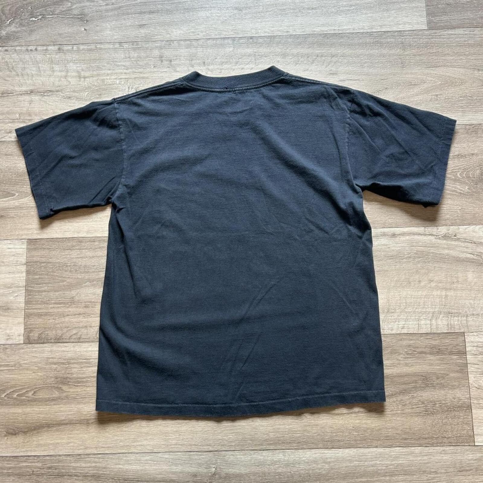 Native Vintage 90s Native American nature t shirt aop wrap around M Size US M / EU 48-50 / 2 - 3 Thumbnail