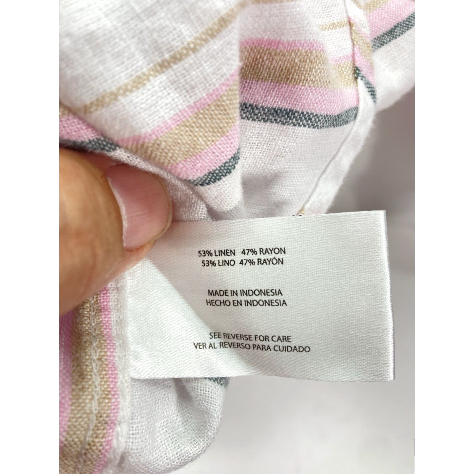 Gap **Women's Gap Linen Pink Stripe Button-Up Long Sleeve Shirt** User: Women's Gap Linen Pink Stripe Button-Up Long Sleeve Shirt Size M / US 6-8 / IT 42-44 - 7 Thumbnail