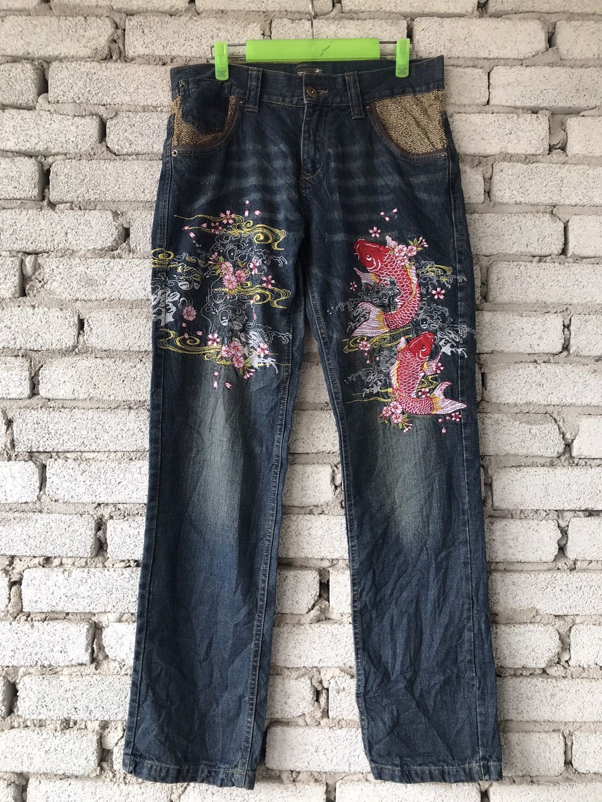 Japanese Brand Vintage Embroidery Koi Fish Japanese Jeans Size US 32 / EU 48 - 1 Thumbnail