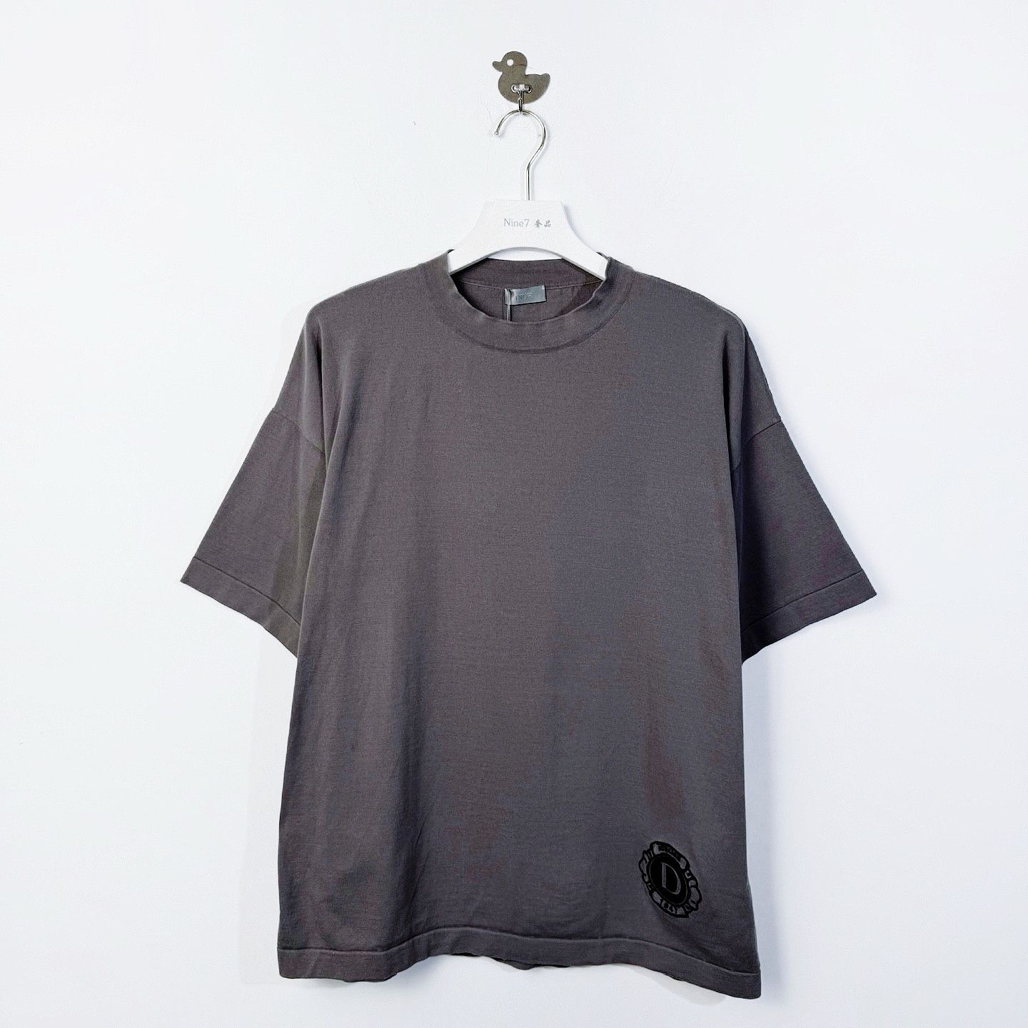 Dior Dior Atelier Logo T-Shirt Size XL Size US XL / EU 56 / 4 - 1 Thumbnail