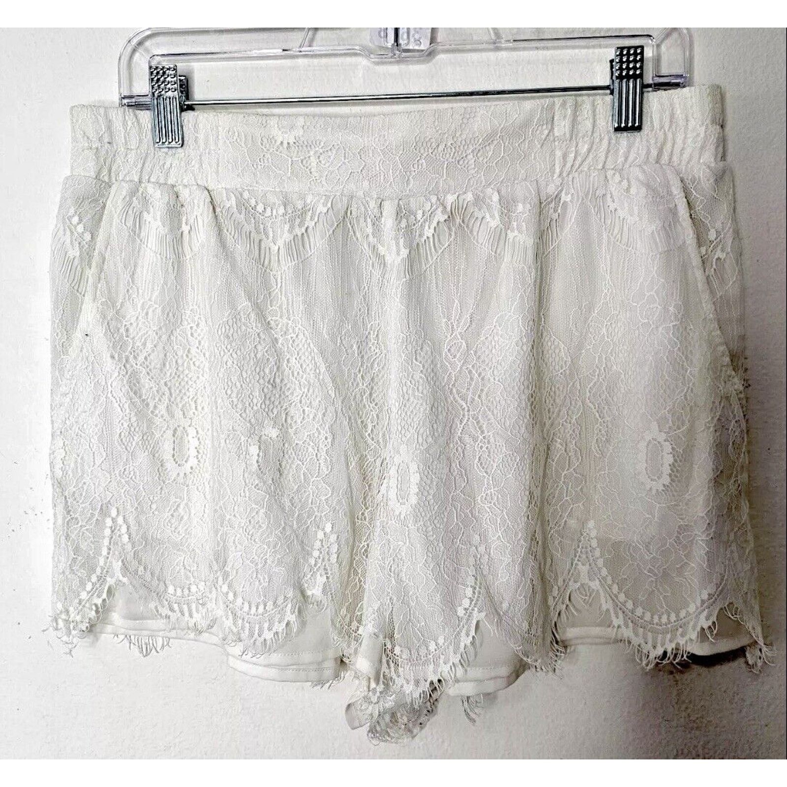Other S.Y.L.K. Ivory Lace Raw Hem Elastic Waistband Lined Shorts L Size 34" / US 12 / IT 48 - 1 Thumbnail