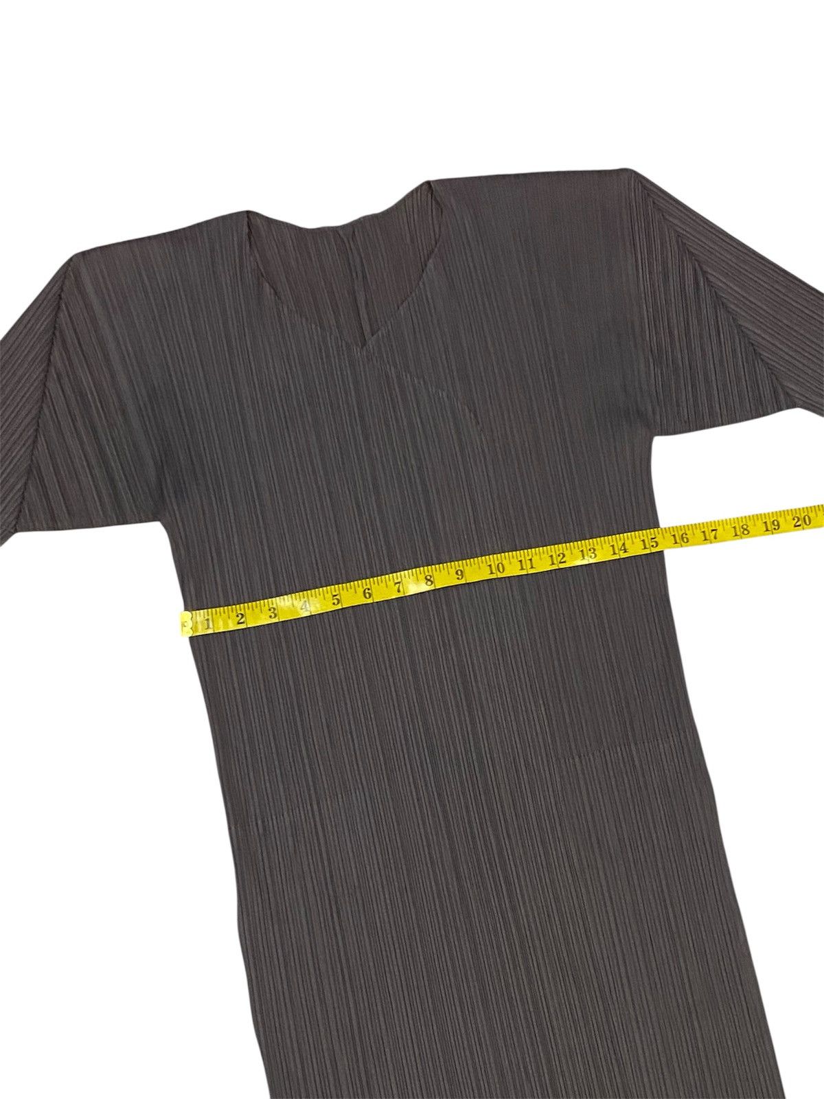 Pleats Please Issey Miyake Vintage Pleats Please Issey Miyake Buttonless Long Cardigan Size L / US 10 / IT 46 - 13 Thumbnail