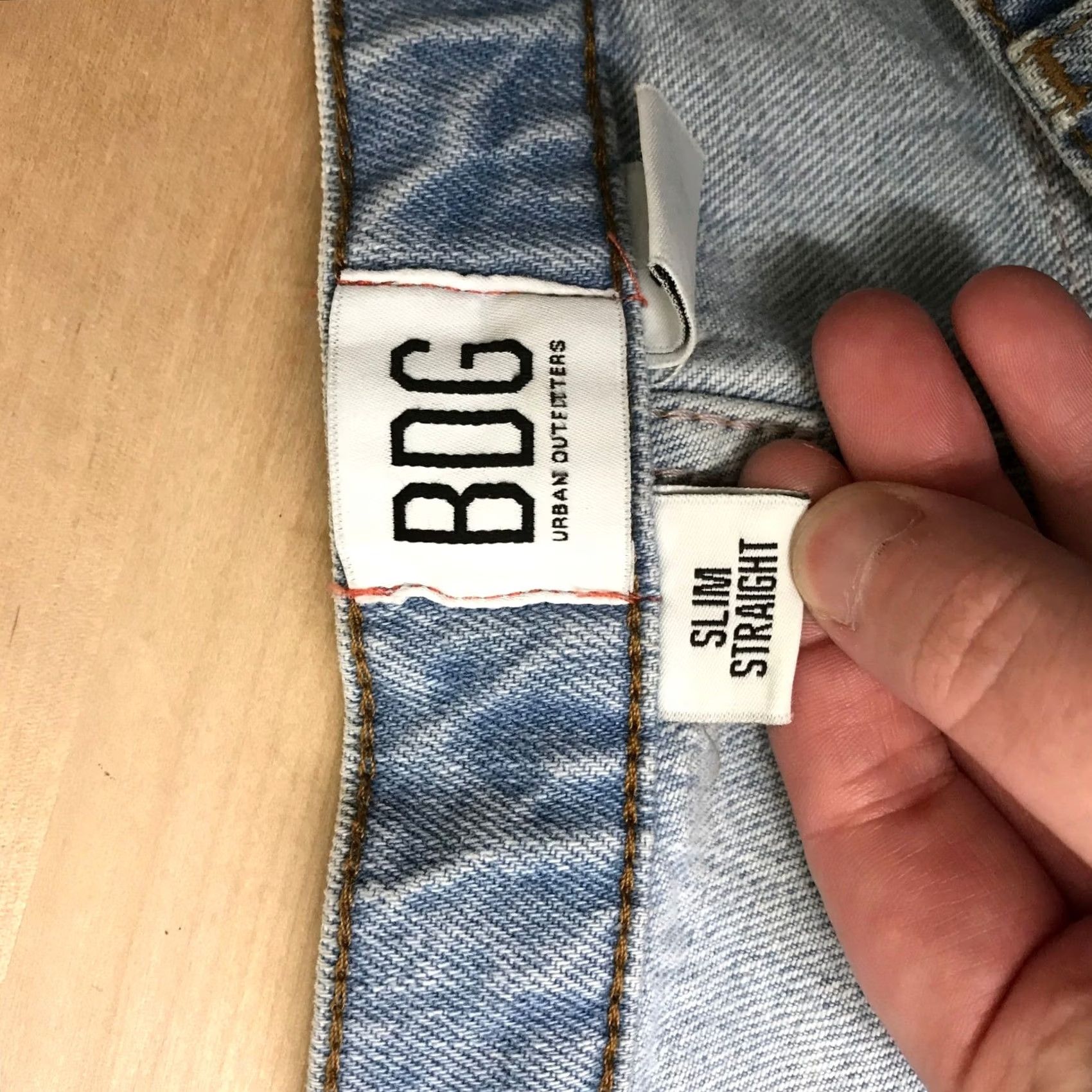 Urban Outfitters BDG Urban Outfitters Slim Straight Jeans Women Size 31 Light Wash Ripped Size 24" / US 00 / IT 34 - 7 Thumbnail
