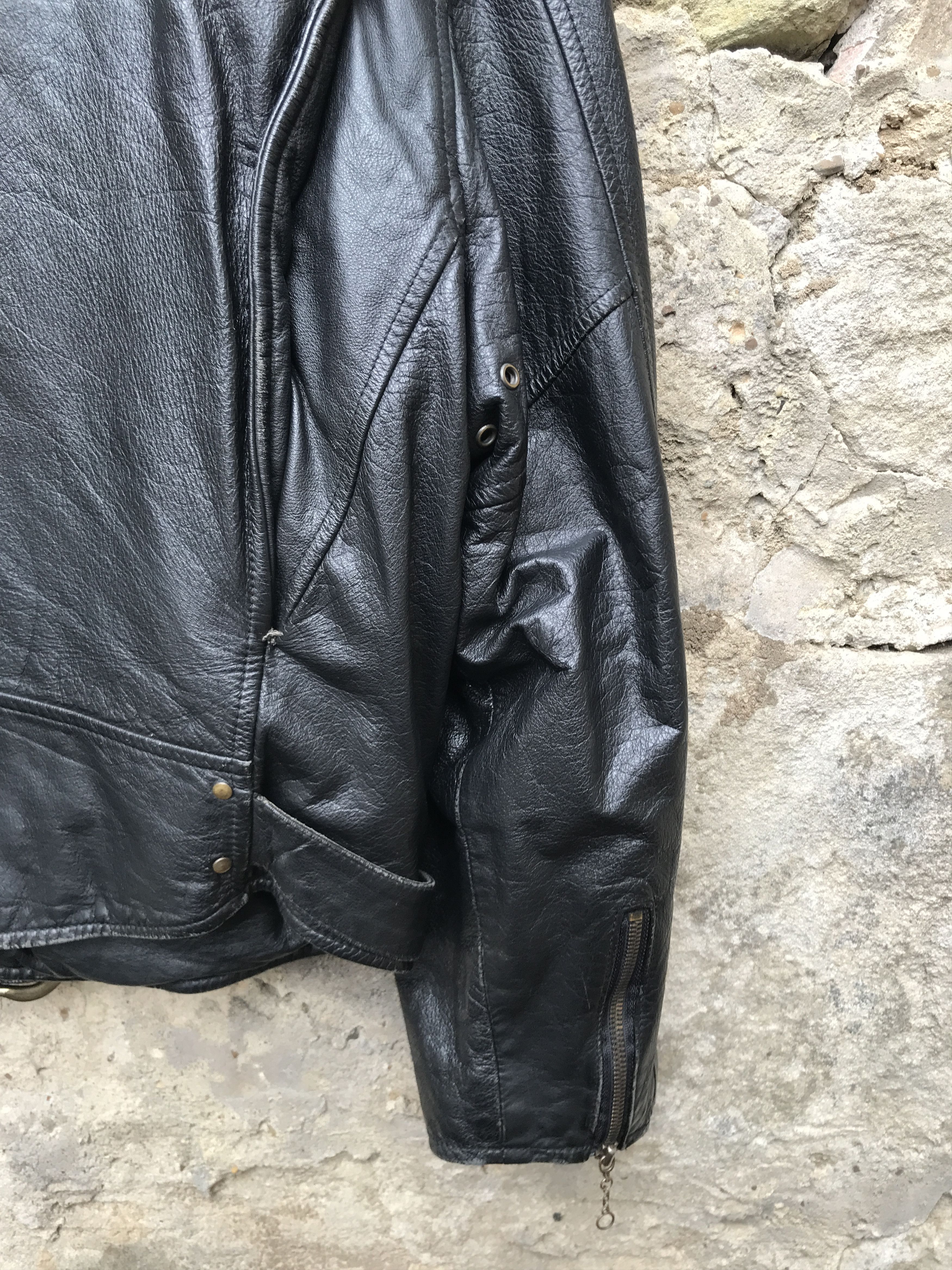 Genuine Leather Vintage 90s Leather Biker Jacket Tribal tattoo's Nickelson Size US L / EU 52-54 / 3 - 12 Thumbnail