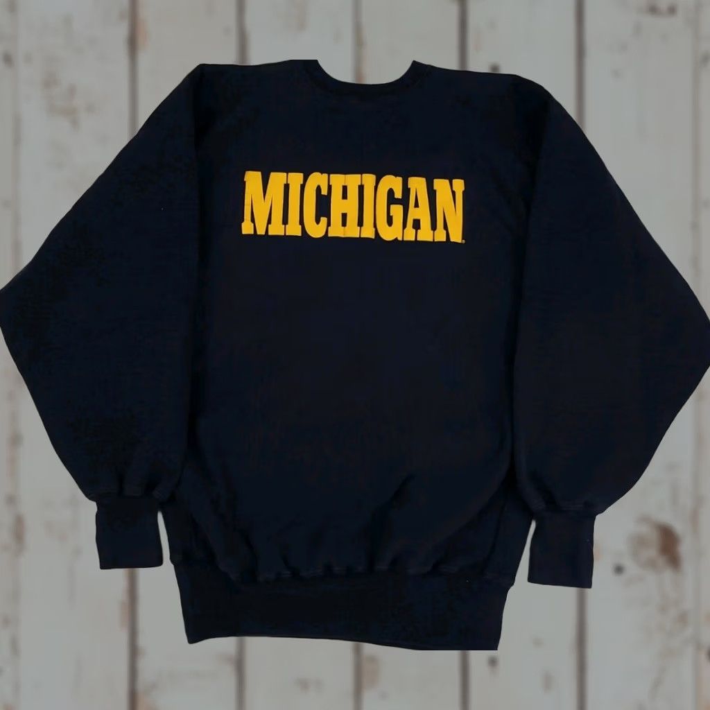 Champion VINTAGE Champion Shirt Mens 2XL Blue 90s University Michigan Wolverines Reverse Weave Sweatshirt USA Size US XXL / EU 58 / 5 - 1 Thumbnail