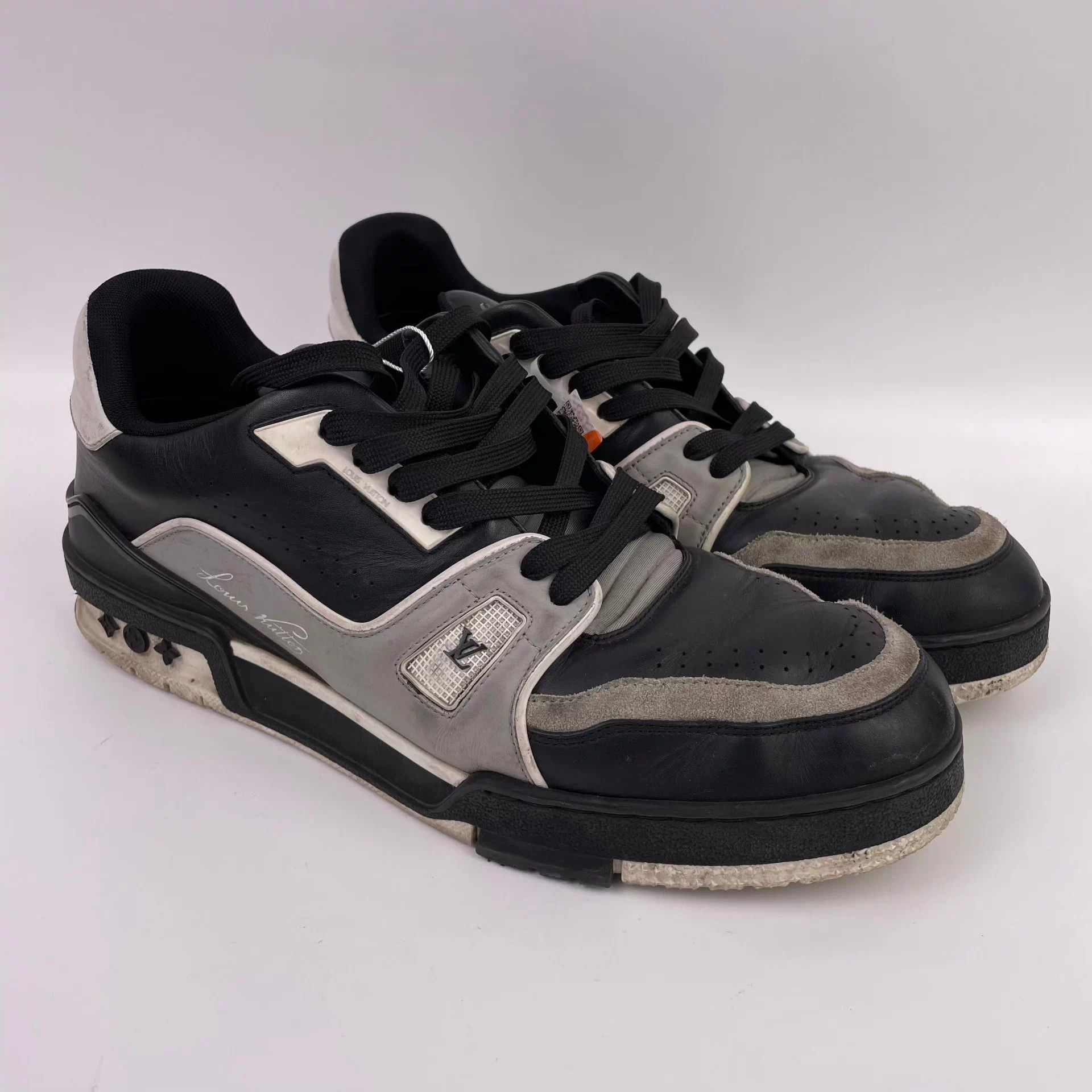 Louis Vuitton LV Trainer Black Leather UK9 Size US 10 / EU 43 - 2 Thumbnail