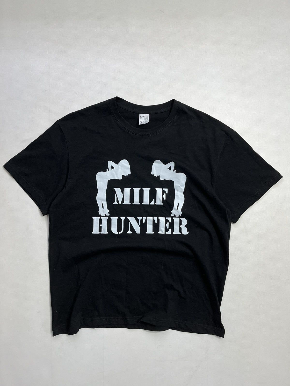 Other Milf Hunter T-shirts Size US L / EU 52-54 / 3 - 1 Thumbnail