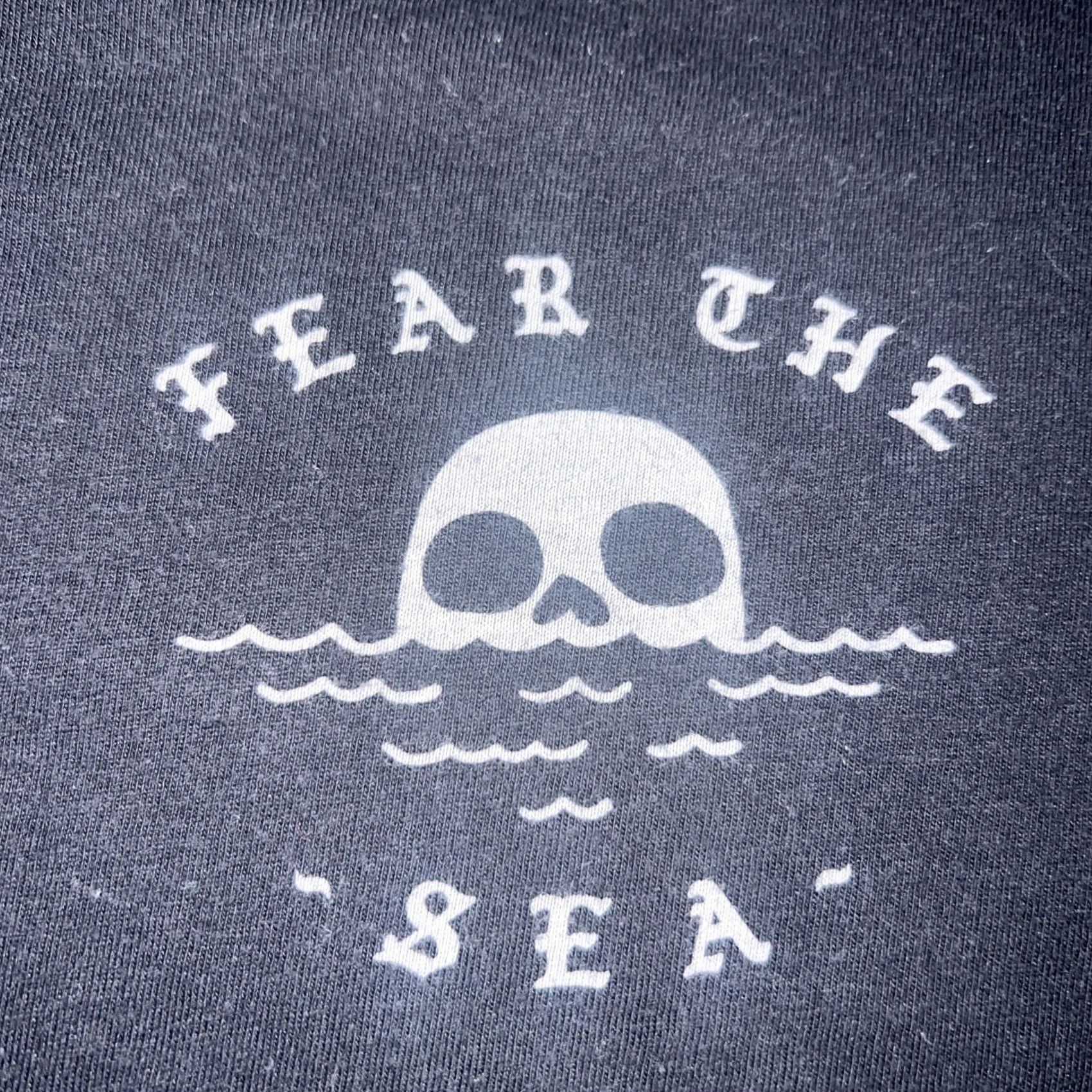 Roark Roark Shirt Adult Small Black Fear The Sea Waves Skull Logo Graphic Tee Short Sleeve Crew Neck Vintage-ish Fitted? Size US S / EU 44-46 / 1 - 5 Thumbnail