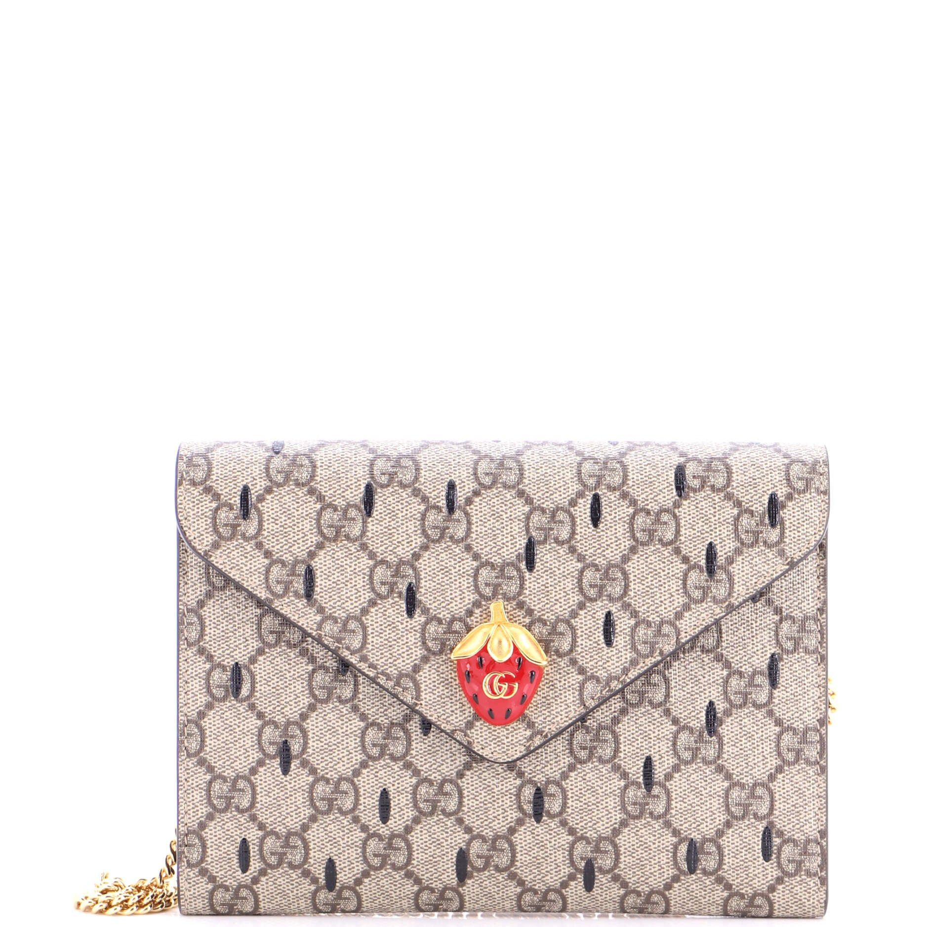 Gucci Strawberry Wallet on Chain Size ONE SIZE - 1 Thumbnail