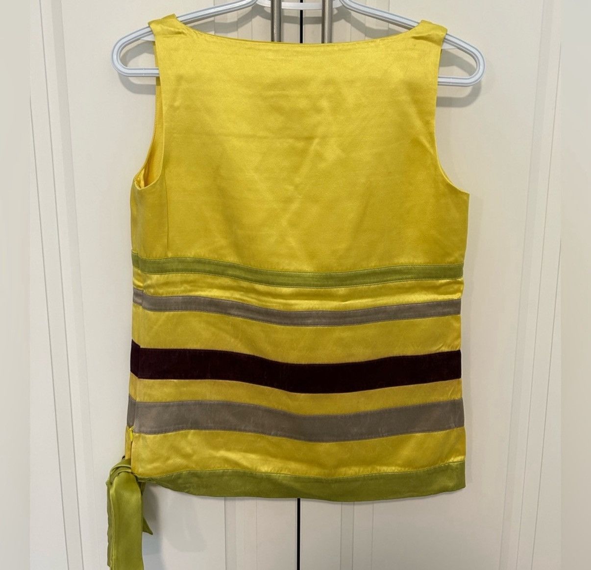 RED Valentino Authentic Red Valentino Vintage Yellow/Green/Burgundy Top Size M / US 6-8 / IT 42-44 - 2 Thumbnail