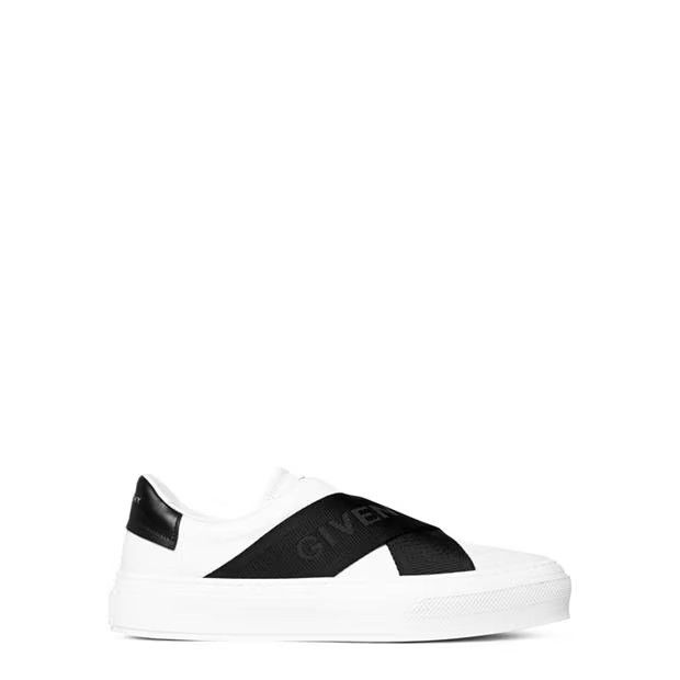 image of Givenchy O1G2R1Mq0424 Sneakers In White & Black in White/Black, Men's (Size 12)
