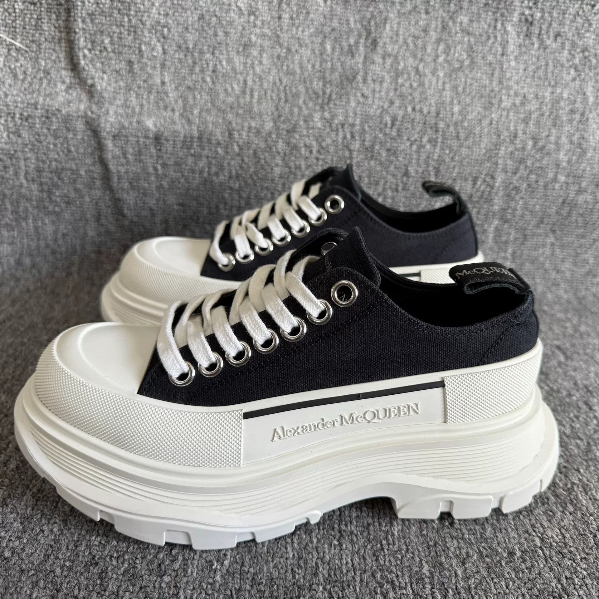 Alexander McQueen Alexander McQueen Platform Canvas Shoes 35 Size US 4 / IT 34 - 1 Thumbnail