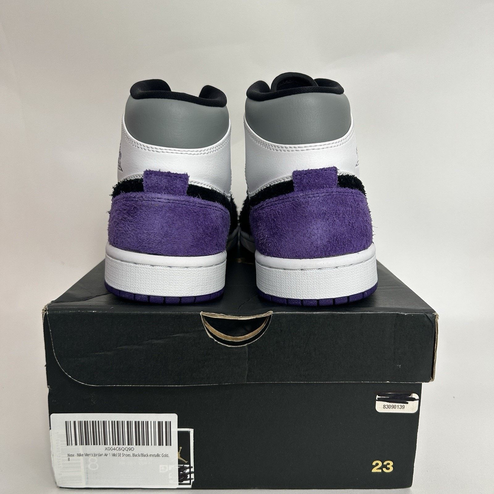 Nike Nike Air Jordan 1 Retro Mid SE "Varsity Purple" Size US 8 / EU 41 - 4 Thumbnail