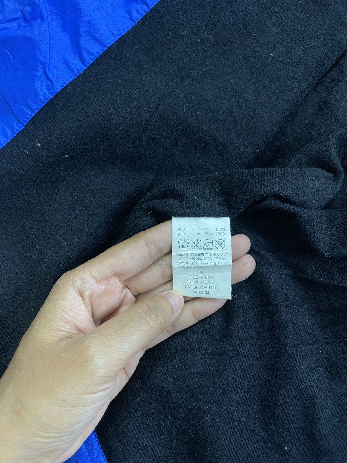 Vintage Vintage T&C Surf Design Big Logo Side Tape Zipper Jacket Size US L / EU 52-54 / 3 - 15 Thumbnail