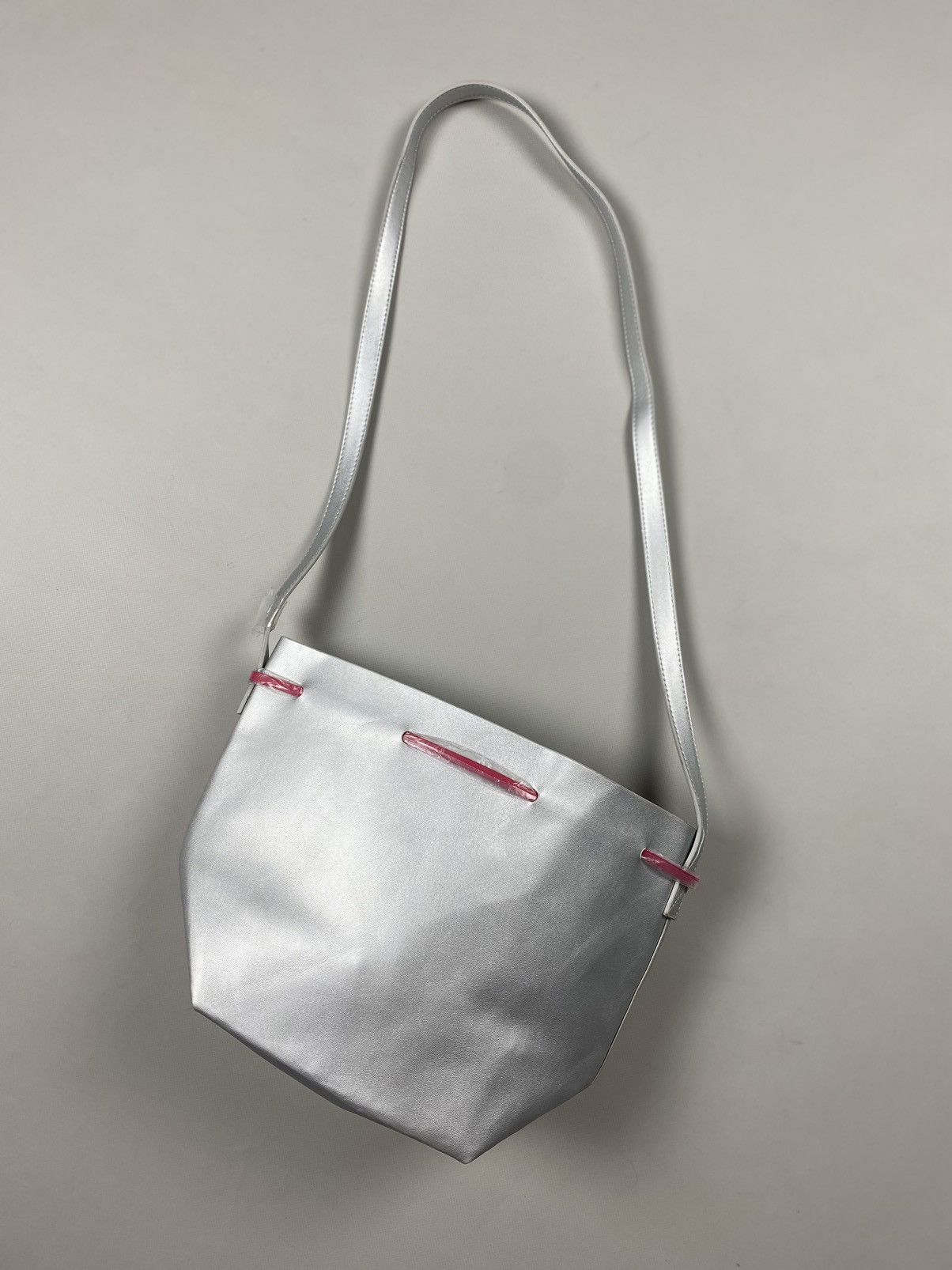 Issey Miyake × Japanese Brand Issey Miyake Parfums Shoulder Bag Size ONE SIZE - 17 Thumbnail