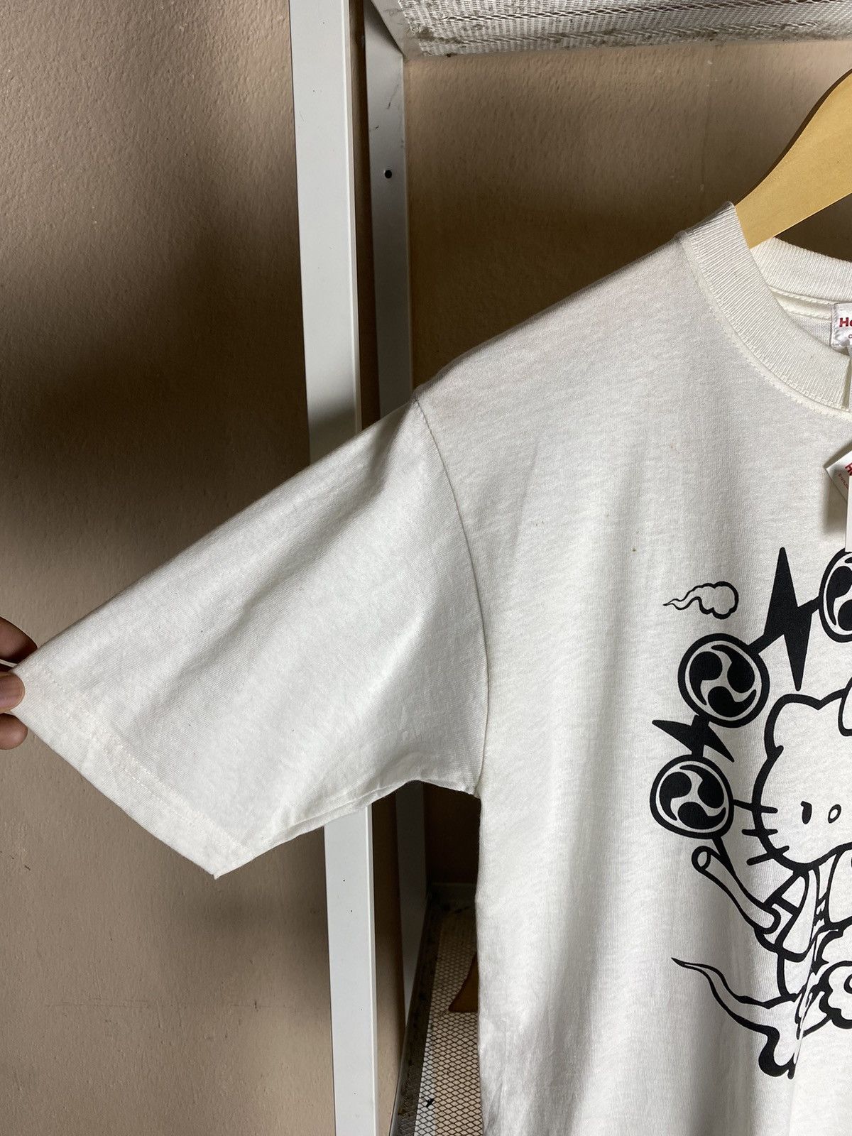 Cartoon Network Vintage Sanrio 2005 Hello Kitty Tee Size XXS / US 00 / IT 34 - 4 Thumbnail