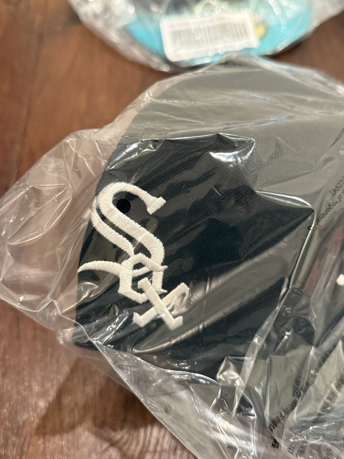 MLB × New Era × Supreme Supreme MLB Teams New Era Box Logo ‘Chicago White Sox’ Size ONE SIZE - 2 Thumbnail