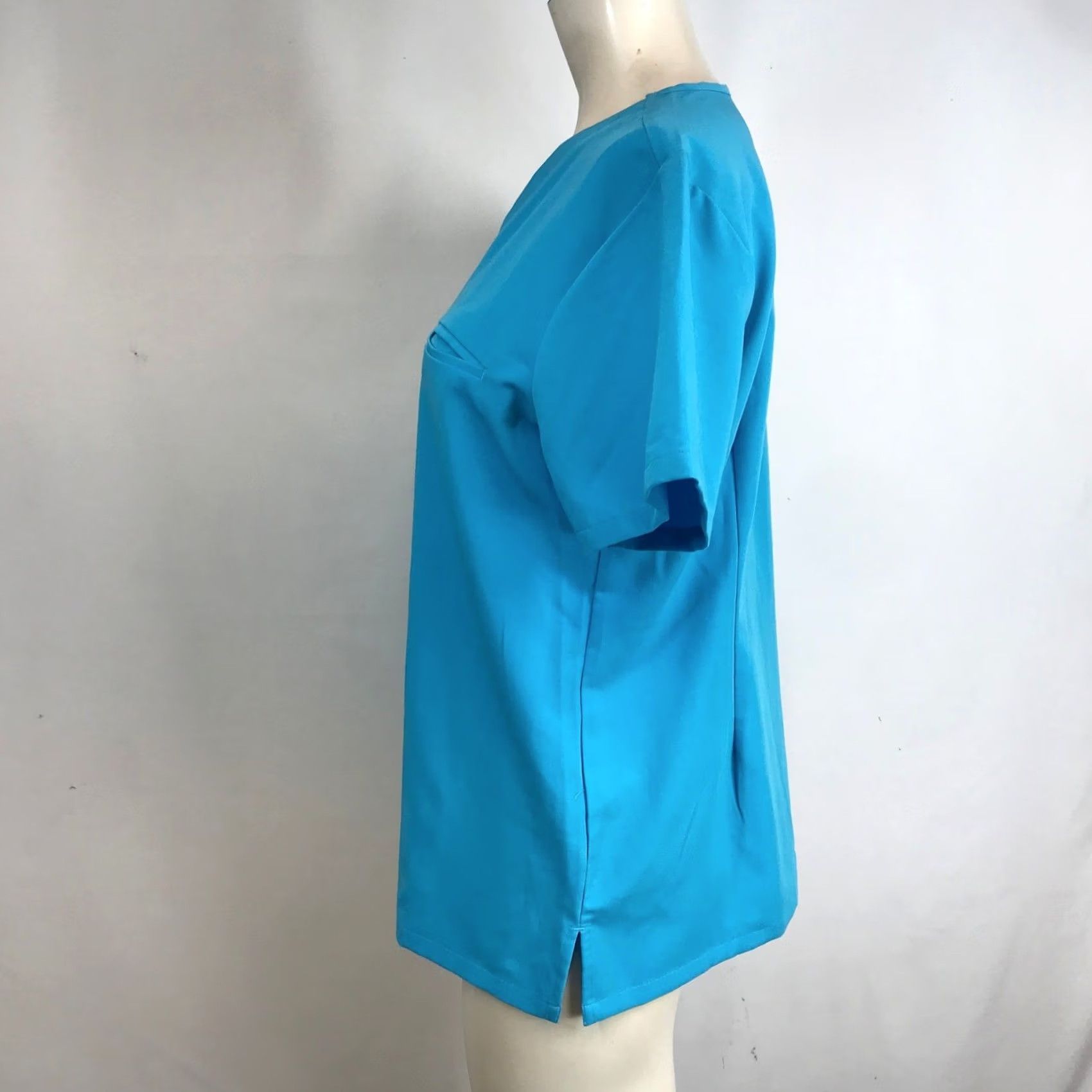 Vintage Mandala Blue V Neck Scrub Top Woven Equa Tek Technology Size M Women Size M / US 6-8 / IT 42-44 - 6 Thumbnail
