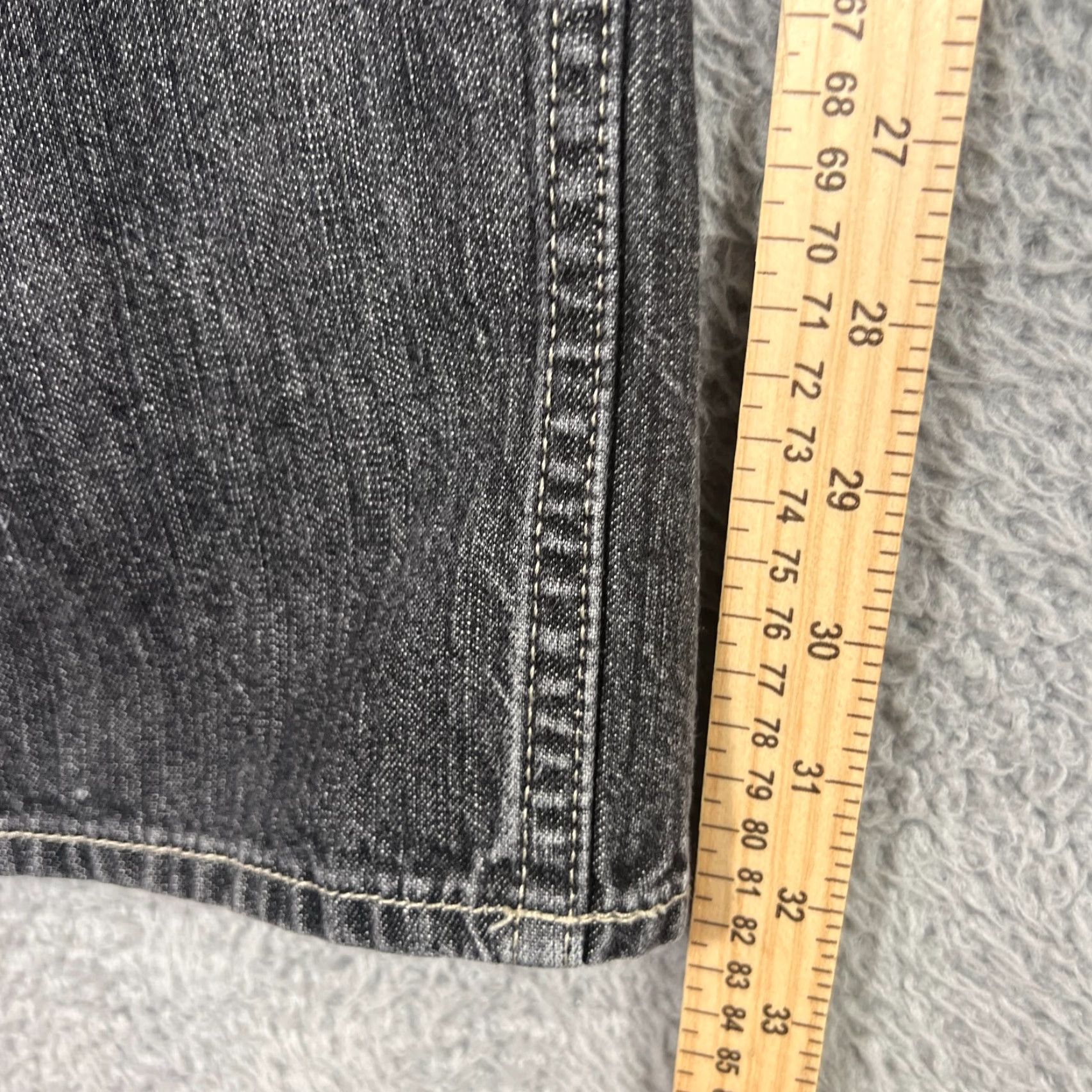 Tommy Hilfiger VINTAGE Tommy Hilfiger Jeans Men's Wide-Leg Denim Pants Size 38x32 Black Y2K Size US 38 / EU 54 - 3 Thumbnail