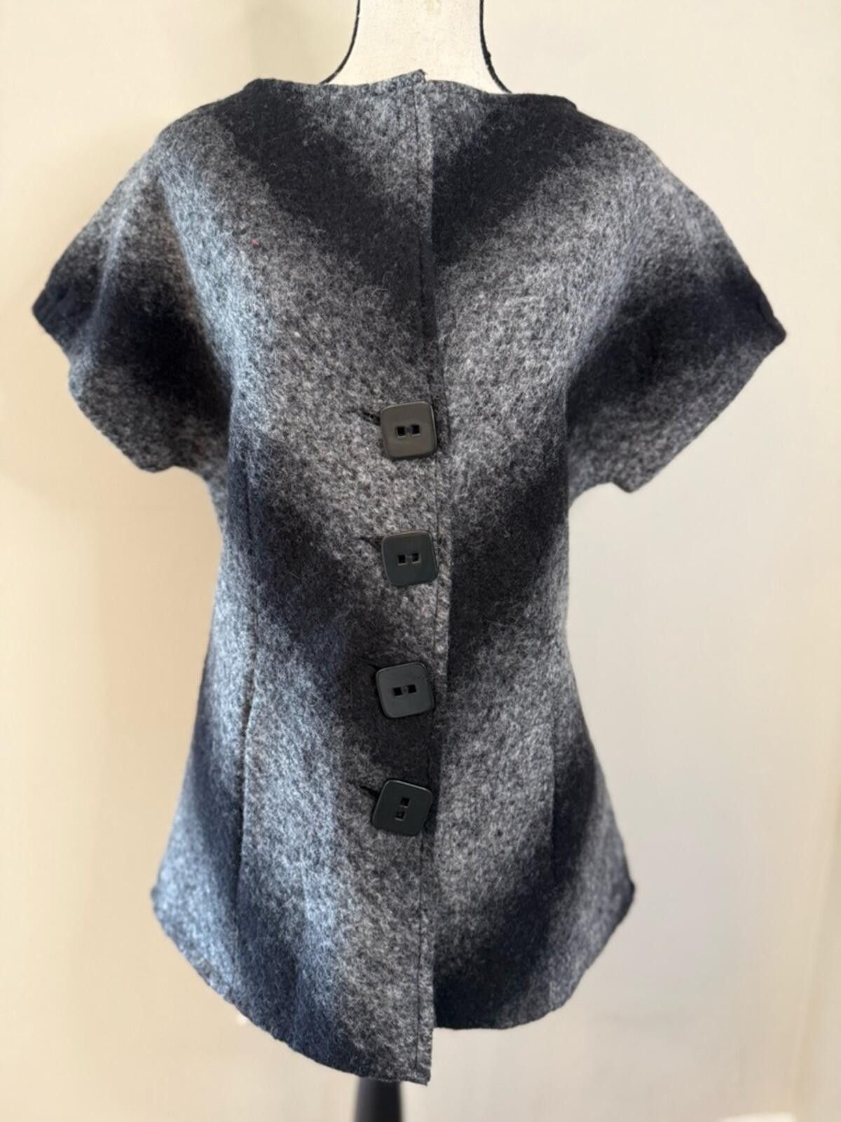 Parkhurst Parkhurst wool short sleeve striped cardigan black gray SM Size S / US 4 / IT 40 - 7 Thumbnail