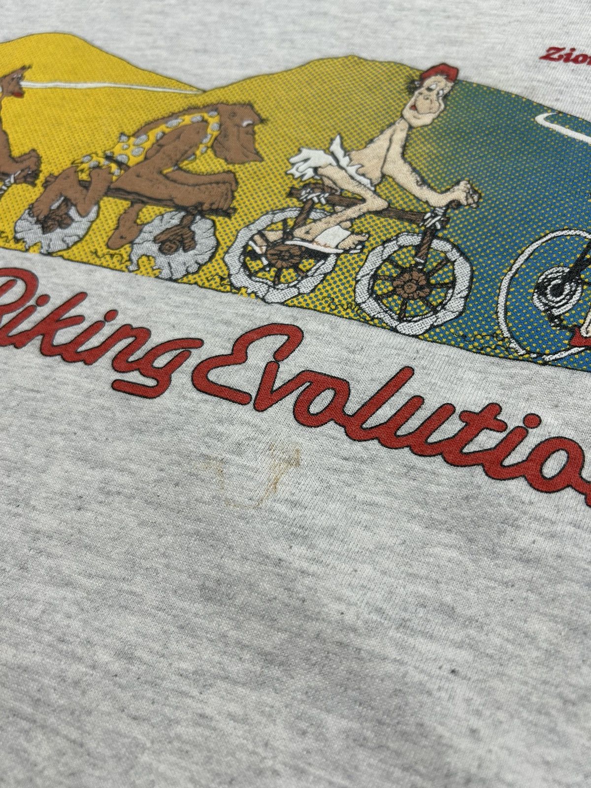 Vintage Vintage 80’s Biking Evolution 1987 Humor T-Shirt Size US L / EU 52-54 / 3 - 5 Thumbnail