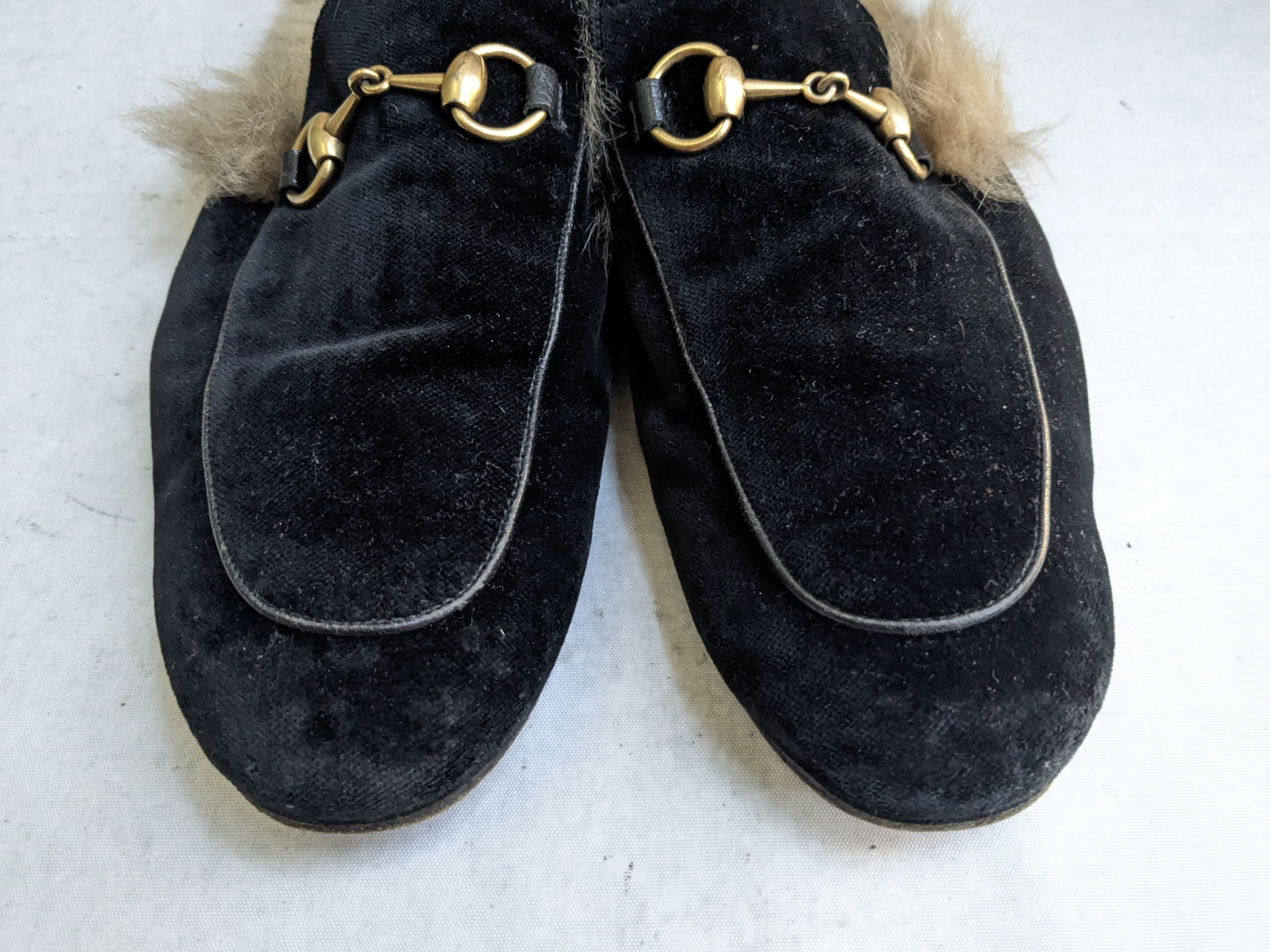 Gucci Gucci Princetown Horsebit Loafers 9.5 Black Velvet Mules Fur Size US 9.5 / EU 42-43 - 2 Thumbnail