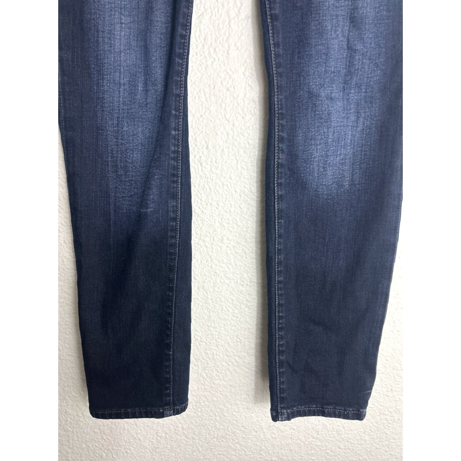Lucky Brand Lucky Brand Lolita Skinny Jeans Dark Wash 2/26 30x29 Women Jeans Skinny Blue 2 Womens Size 26" / US 2 / IT 38 - 2 Thumbnail