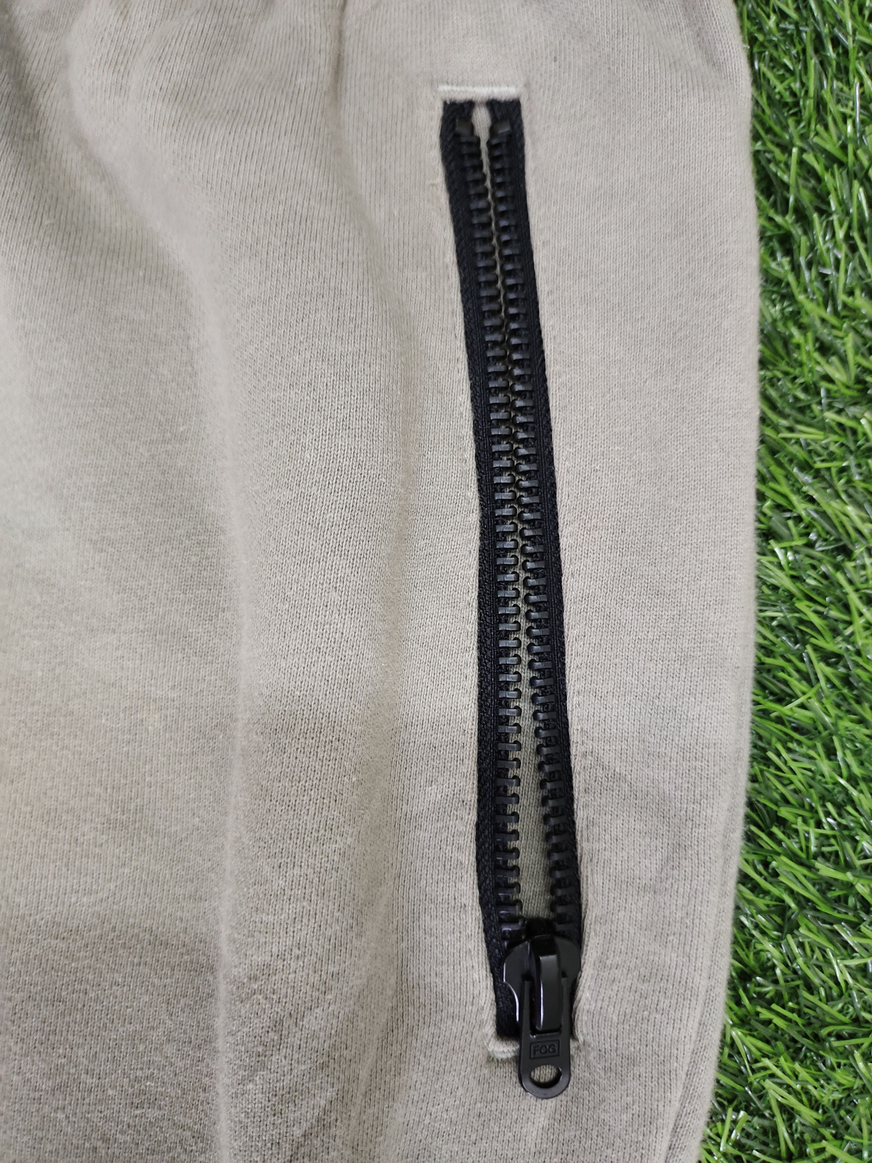 Fear of God Fear of God FOG Essentials Drawstring Pants Wild Dove Size US 32 / EU 48 - 16 Thumbnail