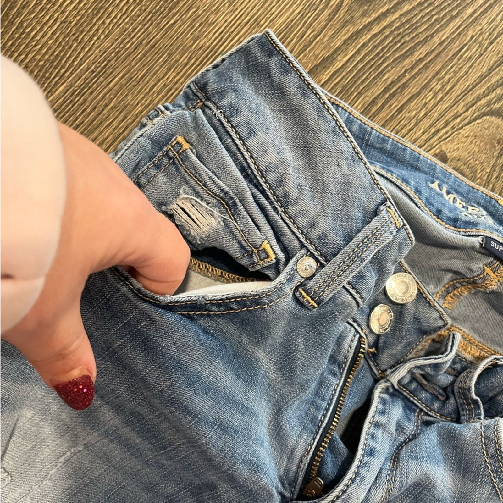 American Eagle Outfitters American Eagle Crop Jeans Ripped Super Stretch Denim Blue 6 Size 28" / US 6 / IT 42 - 5 Thumbnail
