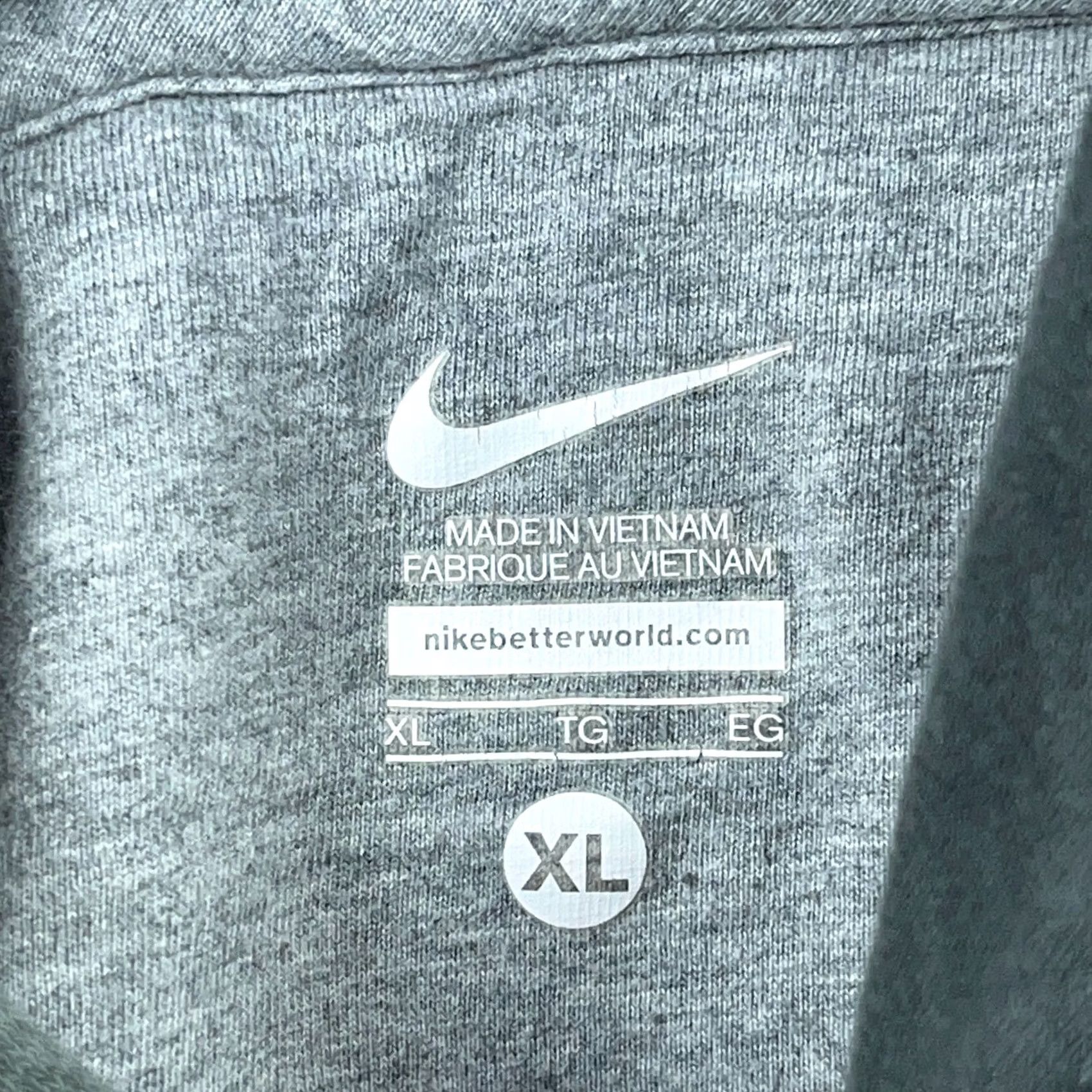 Nike Vintage Nike Hoodie Men XL Green Sweatshirt Script Center Swoosh Hooded Pullover Crew Neck Size US XL / EU 56 / 4 - 4 Thumbnail