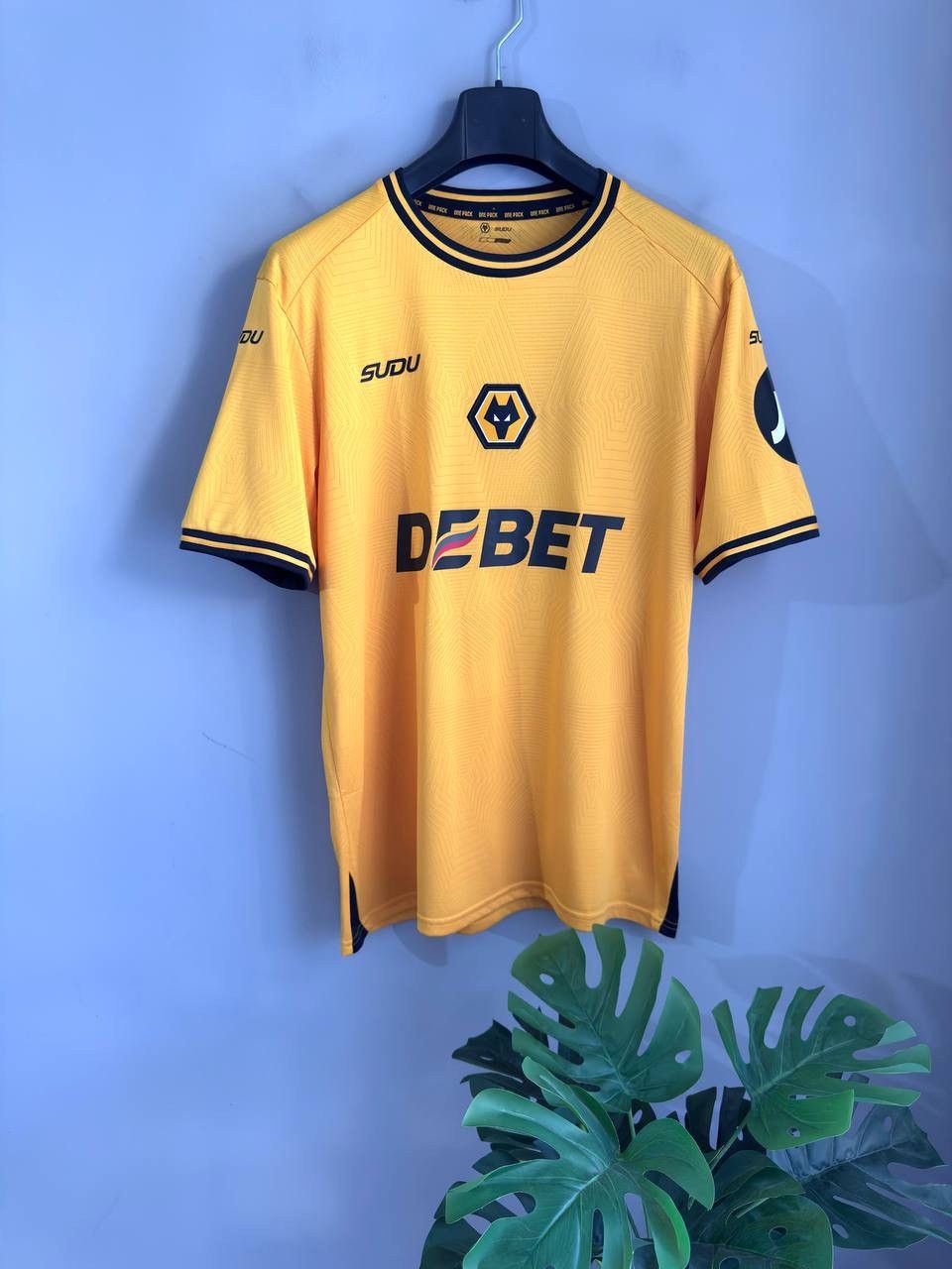 Other Sudu Wolverhampton Wanderers 2024/25 Home Soccer Jersey, L Size US L / EU 52-54 / 3 - 1 Thumbnail