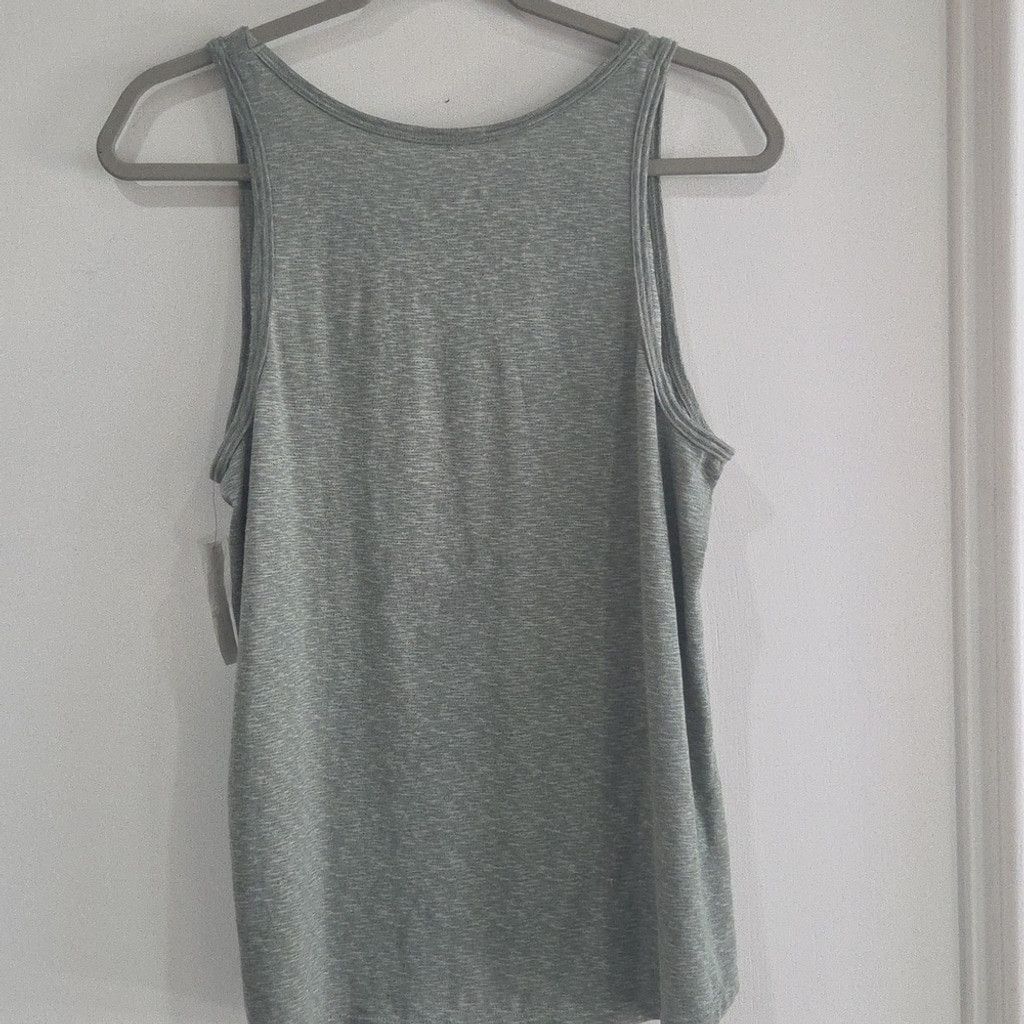 Nike Secrets Treasures Top Size L NWT Size L / US 10 / IT 46 - 3 Thumbnail