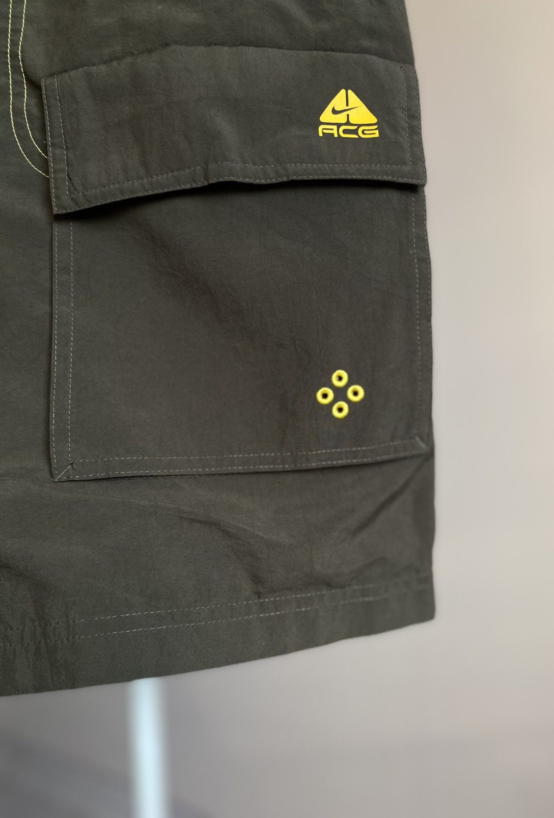 Nike ACG Vintage Nike ACG Cargo Shorts Size US 32 / EU 48 - 3 Thumbnail