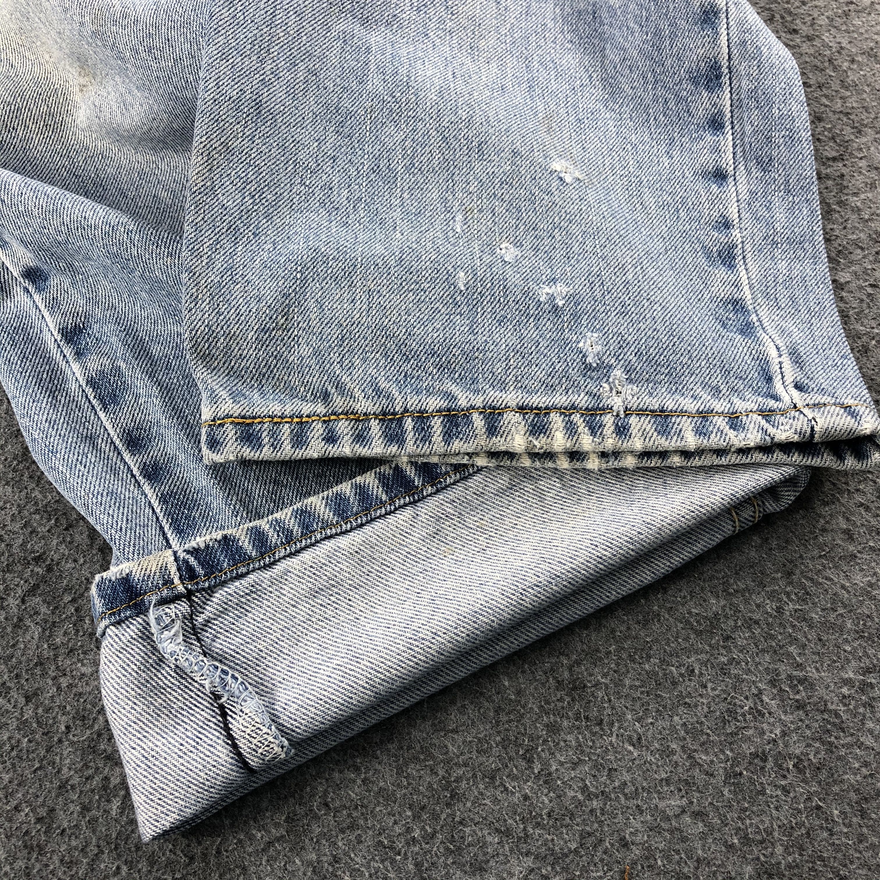 Levi's Vintage Levis 550 Jeans Light Washed Denim KJ472 Size US 36 / EU 52 - 6 Thumbnail