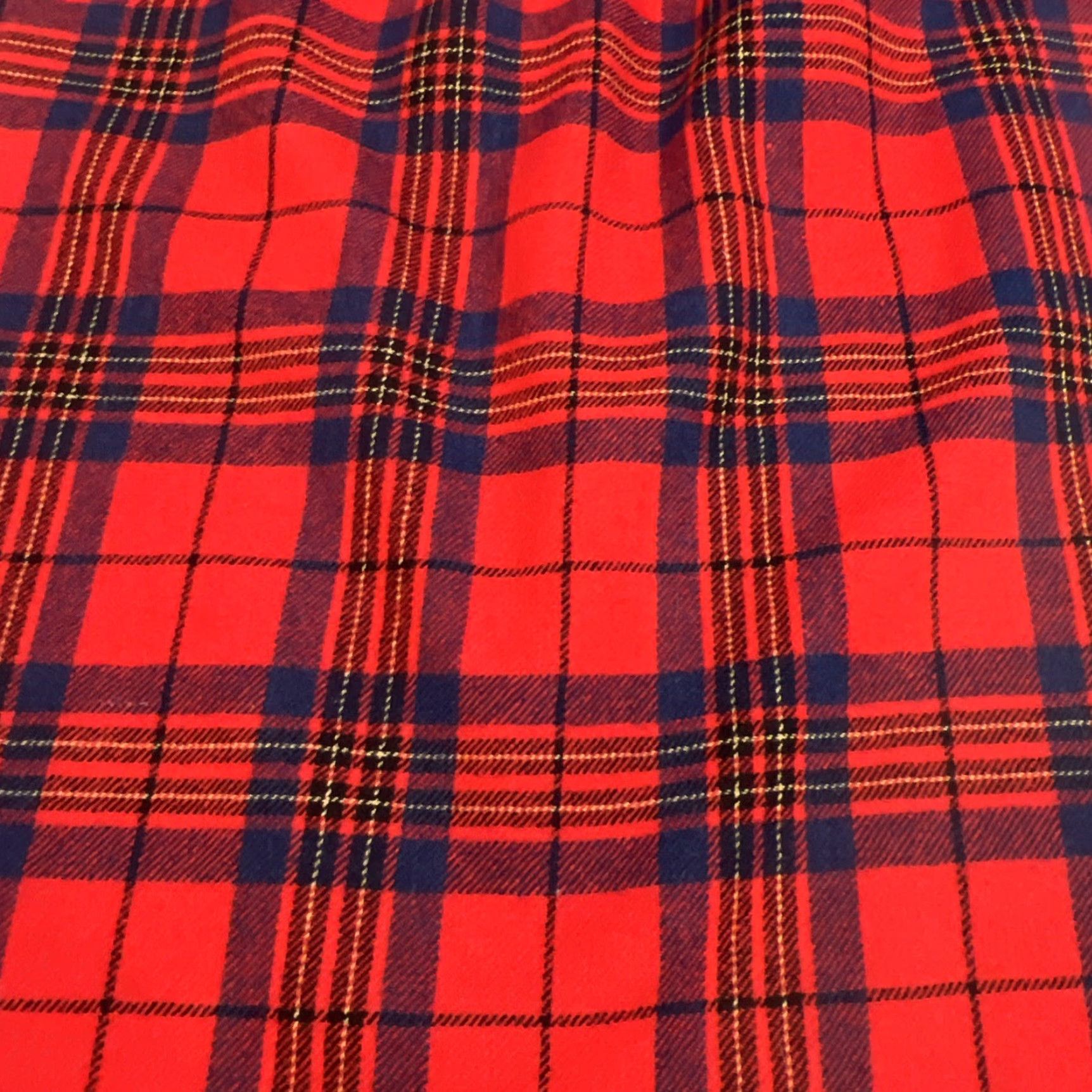 Pendleton VINTAGE Pendleton Wool Skirt Size 10 Women A-Line Knee Length Plaid Red USA Made Leslie Tartan USA Pattern Wool Lined Side Zip Size 32" / US 10 / IT 46 - 5 Thumbnail