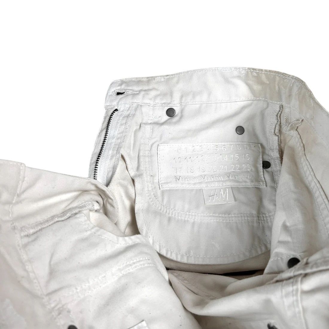 Maison Margiela Maison Martin Margiela x H&M Painted Crack Jeans - AW12 Size US 28 / EU 44 - 6 Thumbnail