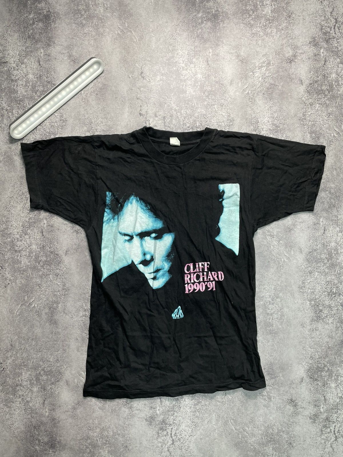 Band Tees Vtg Cliff Richard OG 90s From A Distance Tour Tee Size US M / EU 48-50 / 2 - 1 Thumbnail