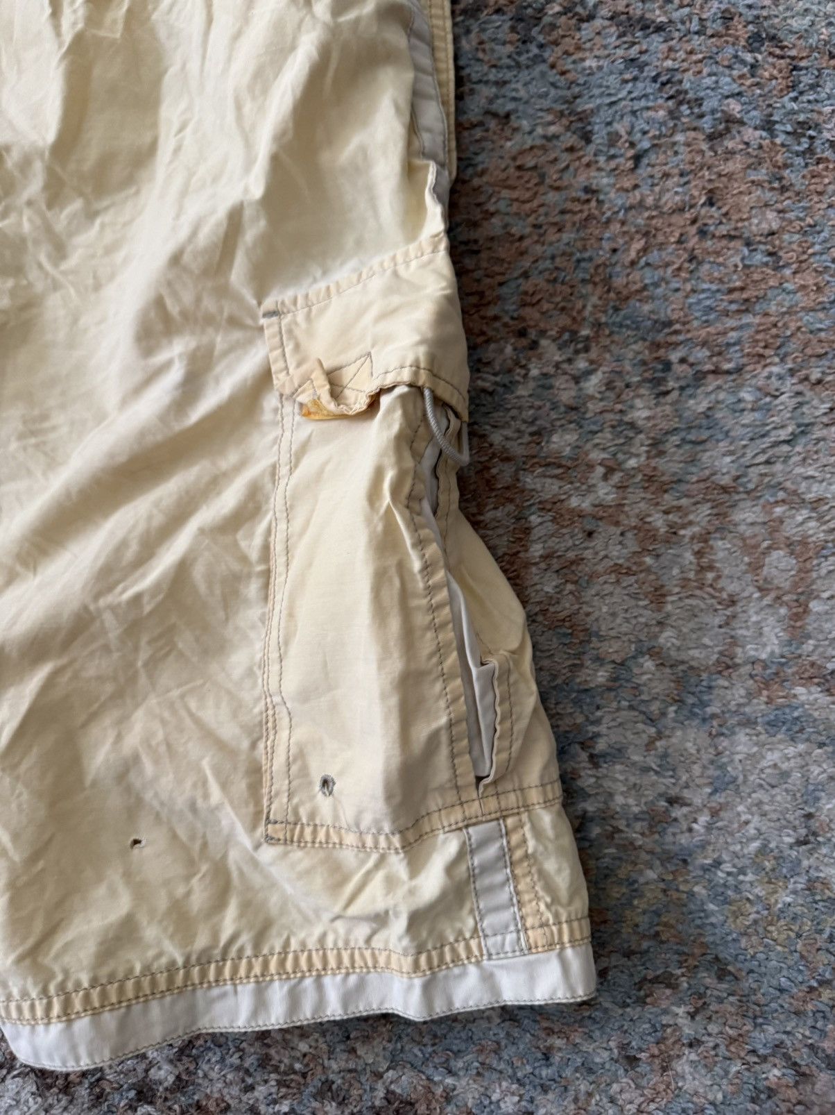 Abercrombie & Fitch VTG Abercrombie Cargo Shorts 32 Yellow Sundfaded Size US 32 / EU 48 - 4 Thumbnail