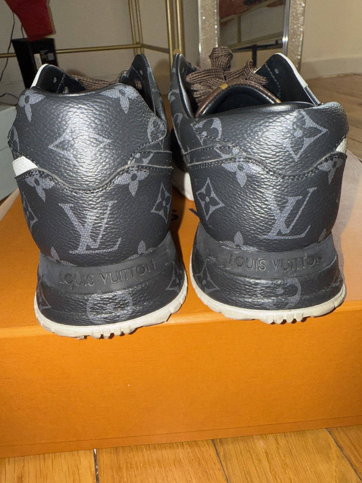 Louis Vuitton LV run away sneaker ‘tri-color’ Size US 7.5 / EU 40-41 - 6 Thumbnail