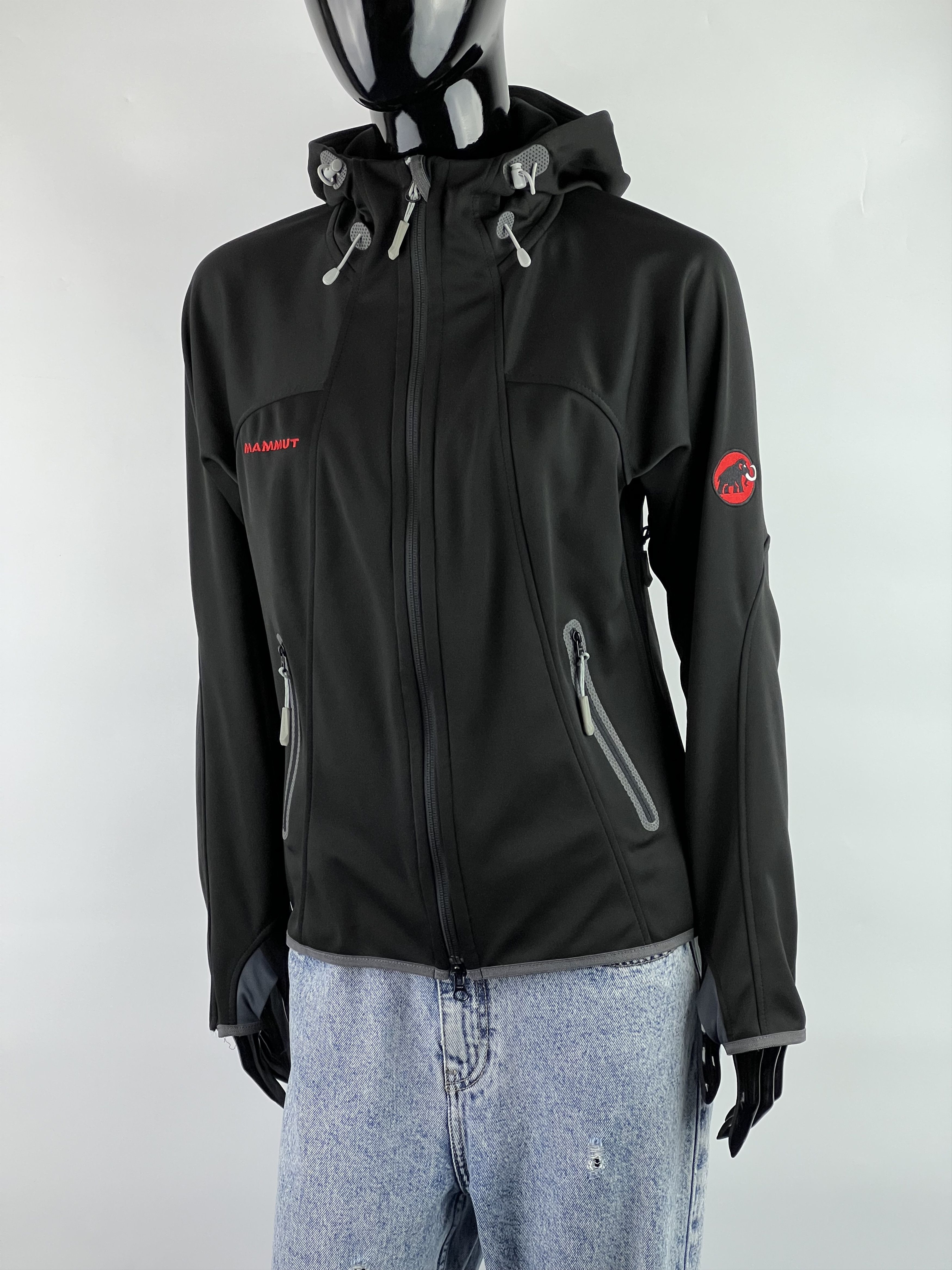 Mammut Mammut Windstopper Softshell Hooded Jacket Black Size S Size S / US 4 / IT 40 - 1 Thumbnail