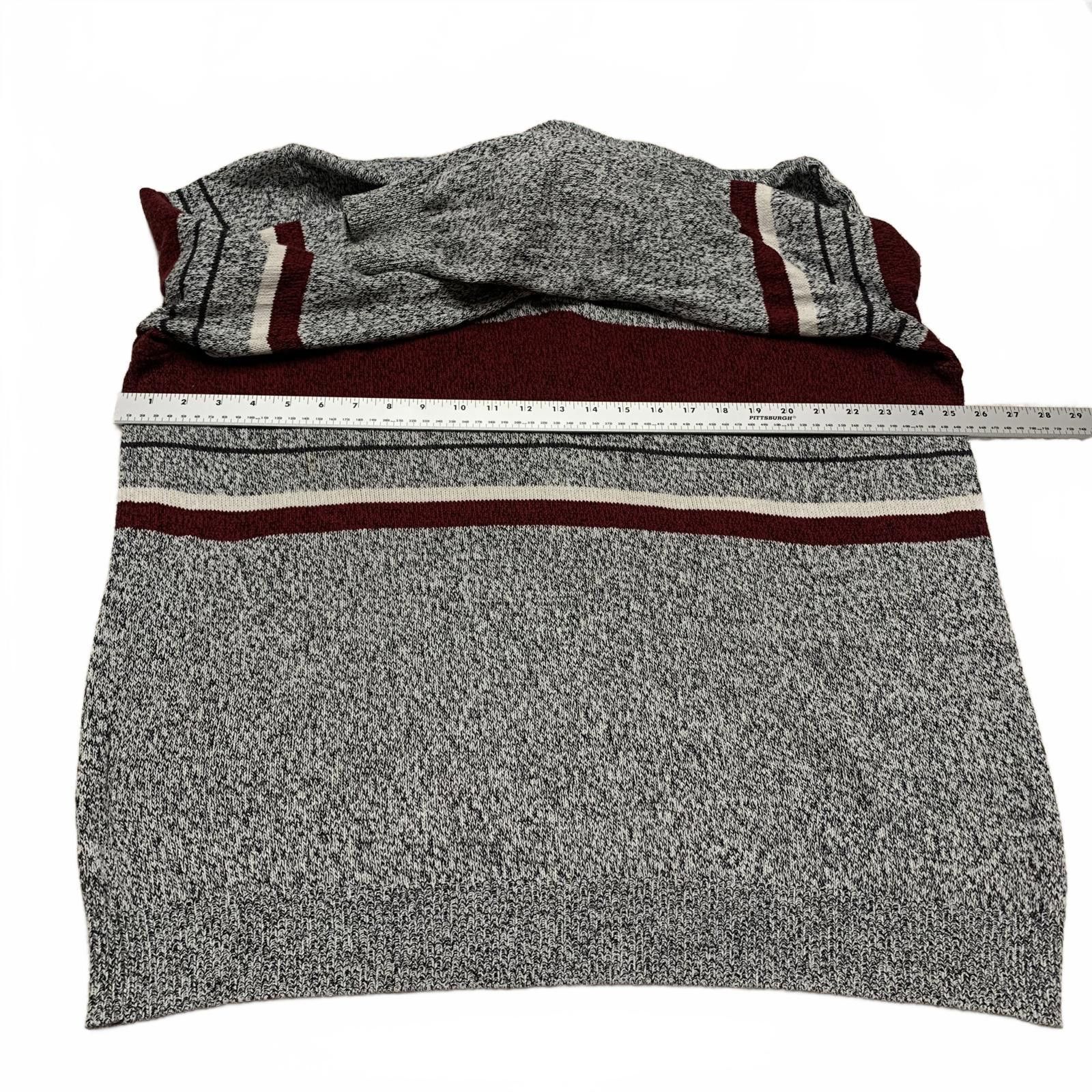 Croft & Barrow Croft & Barrow Men's XL Gray Burgundy Striped Sweater Cotton Size US XL / EU 56 / 4 - 6 Thumbnail