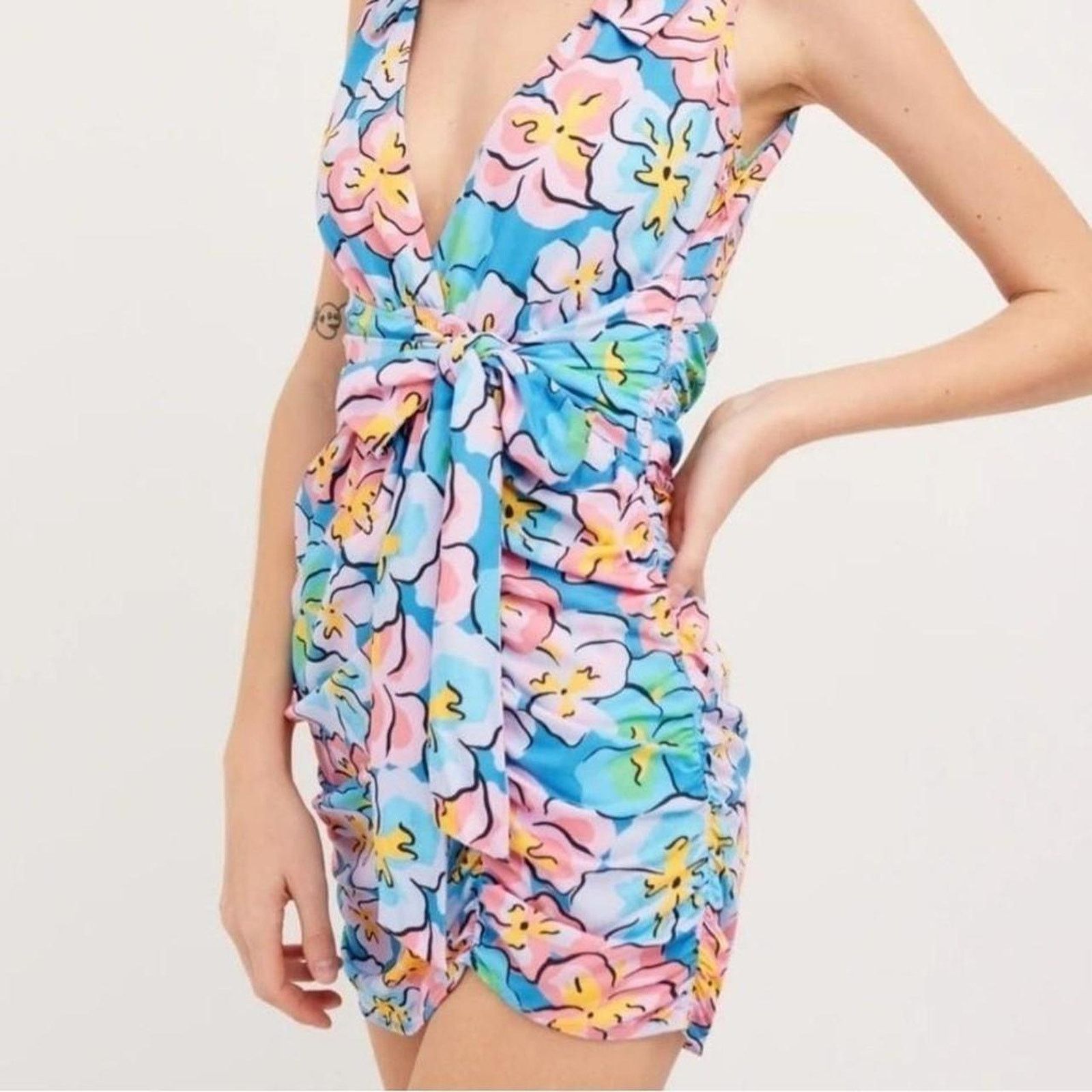 For Love & Lemons For Love & Lemons Yasmin Mini Dress in Size Small. Size S / US 4 / IT 40 - 3 Thumbnail