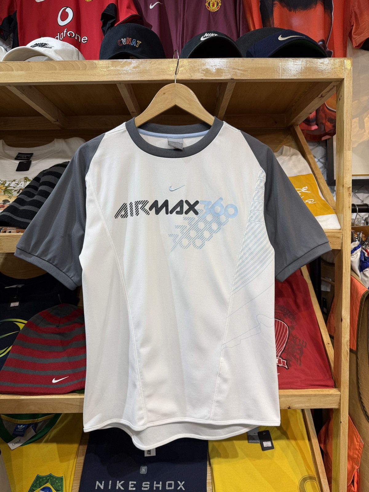 Nike Vintage Nike Air Max 360 Training Jersey Size US S / EU 44-46 / 1 - 1 Thumbnail