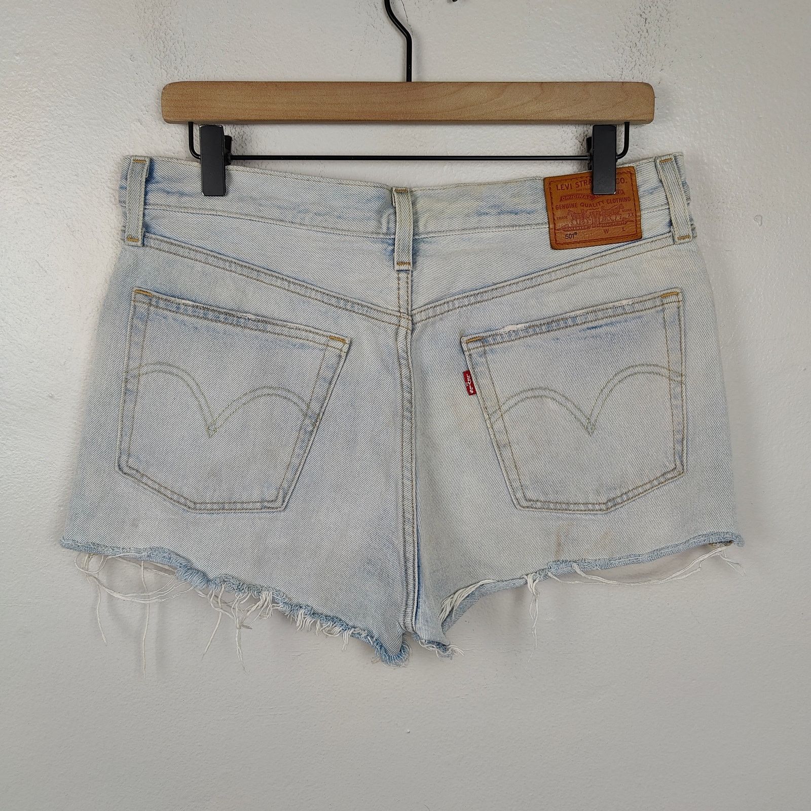Levi's Levi's 501 Shorts Womens 30 Light Bleach Authentic Size 30" / US 8 / IT 44 - 5 Thumbnail