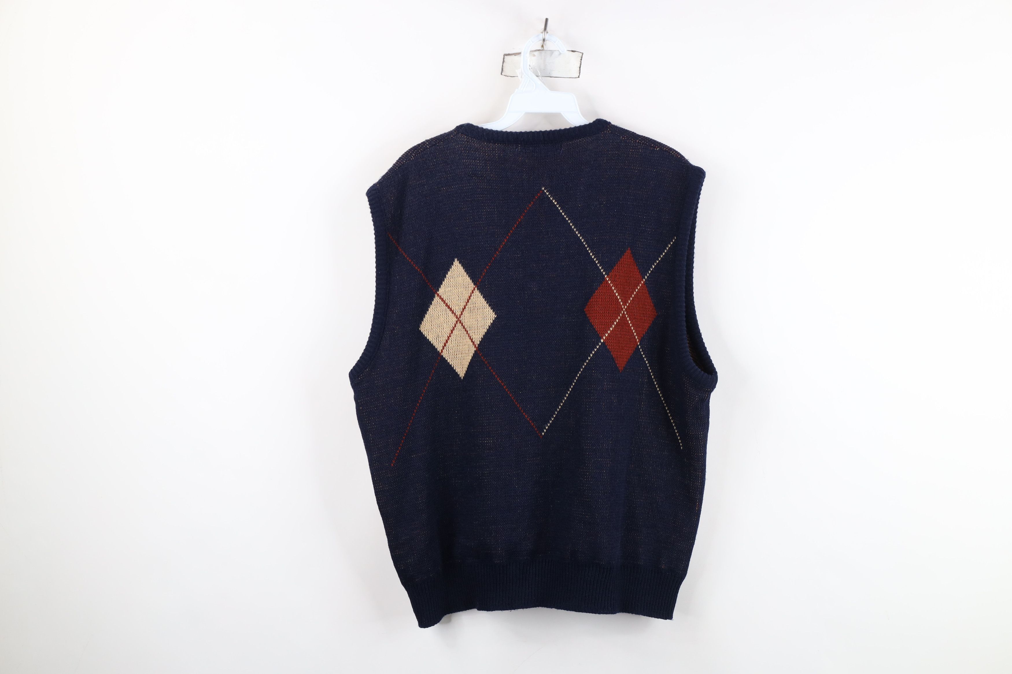 Vintage Vintage 70s Streetwear Diamond Knit V-Neck Sweater Vest USA Size US L / EU 52-54 / 3 - 12 Thumbnail