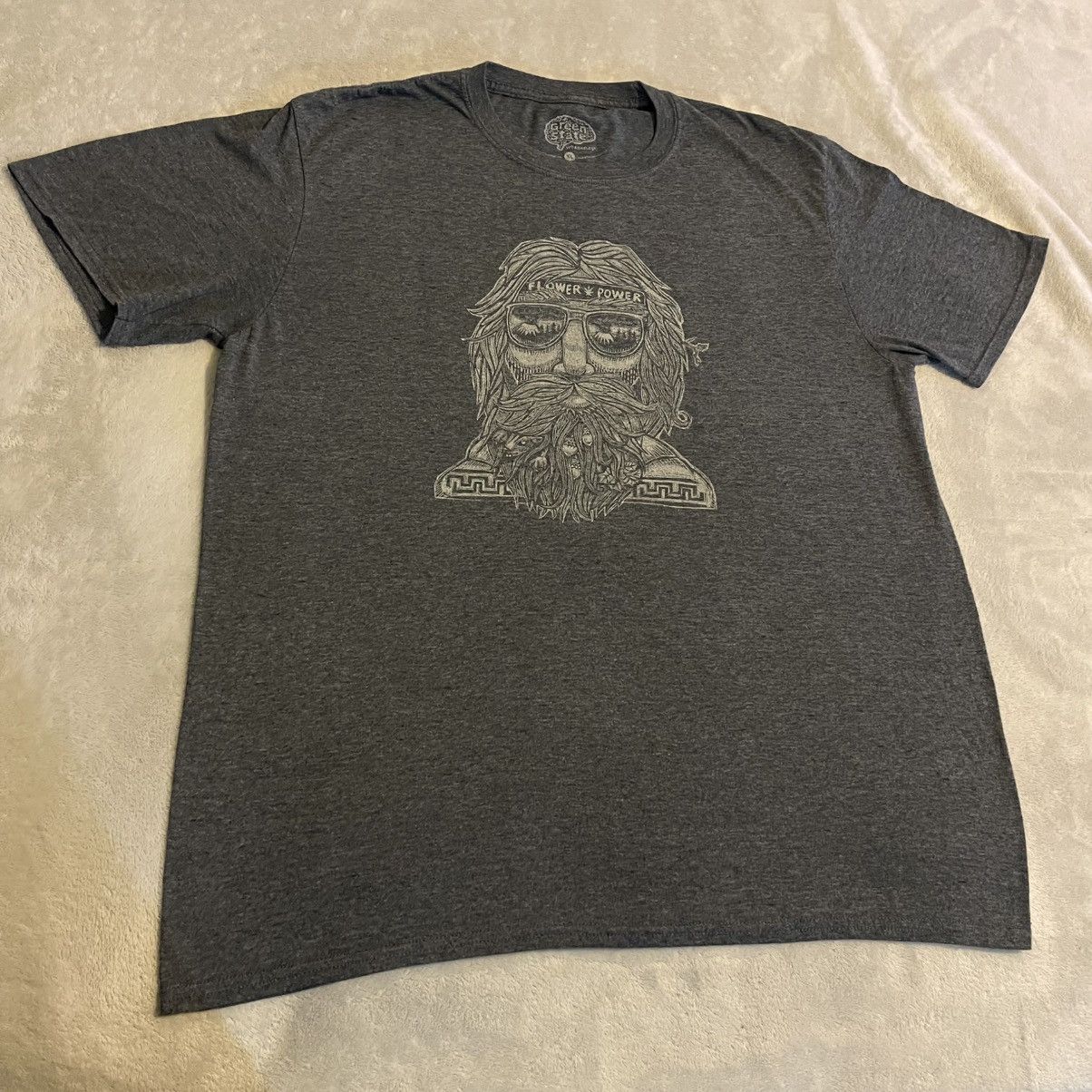 Other Streetwear Shirt Men XL Gray Crew Neck Lightweight Gym Tee Size US XL / EU 56 / 4 - 1 Thumbnail